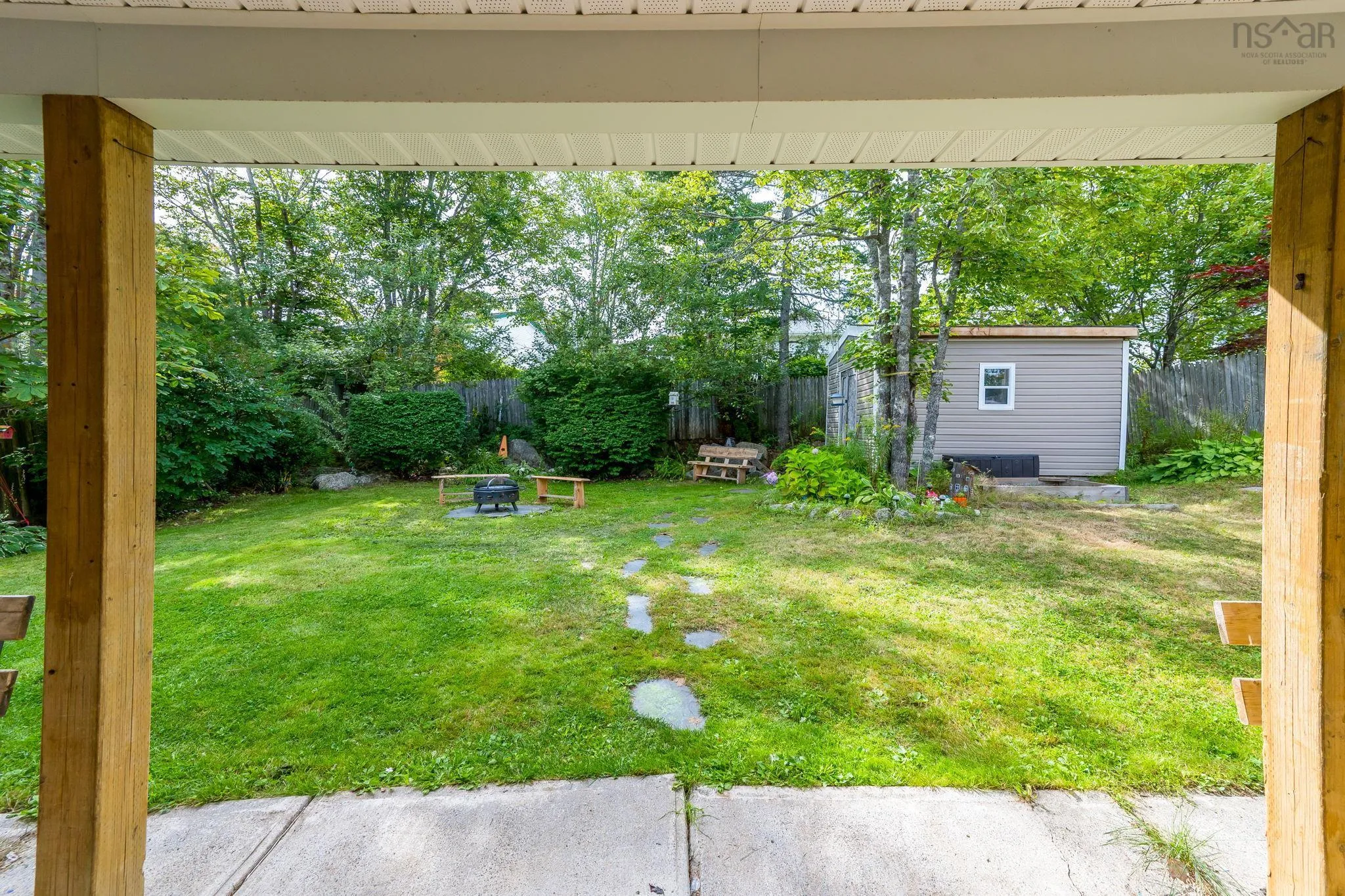 30 Lakeside Drive, Lakeside, NS B3T 1A9, 3 Bedrooms Bedrooms, ,2 BathroomsBathrooms,Residential,For Sale,Lakeside,202523723