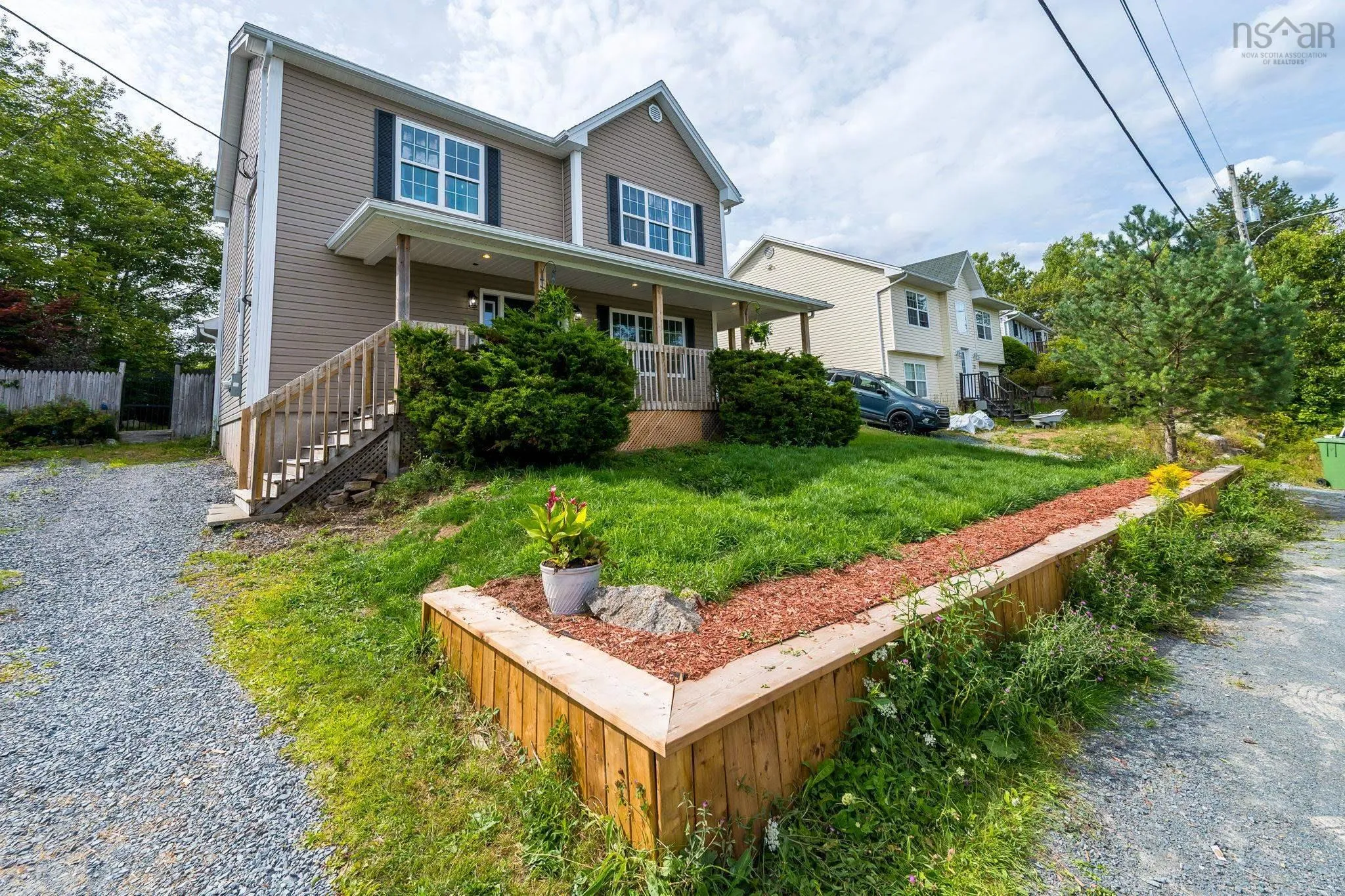 30 Lakeside Drive, Lakeside, NS B3T 1A9, 3 Bedrooms Bedrooms, ,2 BathroomsBathrooms,Residential,For Sale,Lakeside,202523723