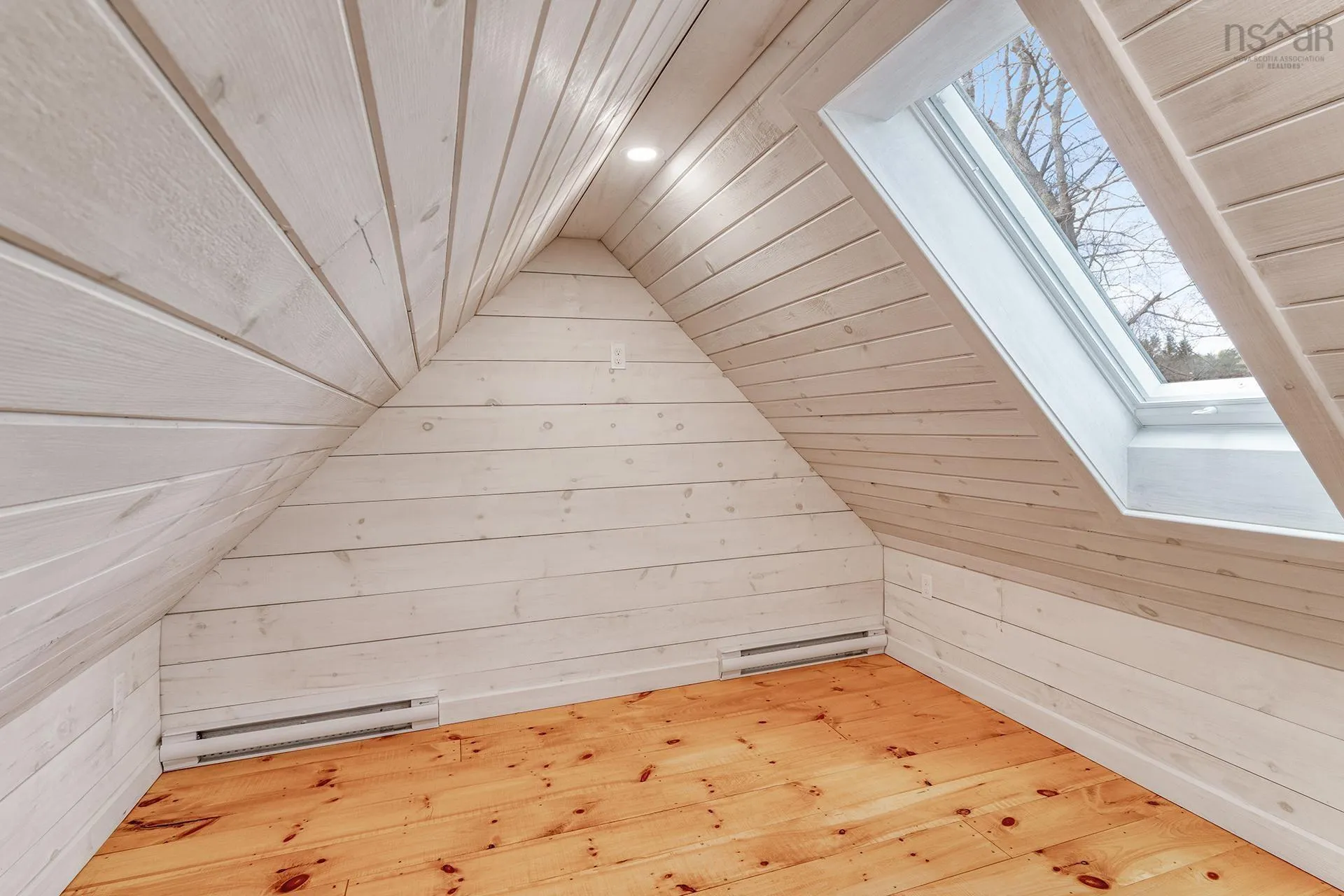 389 Main Street, Mahone Bay Ns B0j 2e0, 5 Bedrooms Bedrooms, ,7 BathroomsBathrooms,Residential,For Sale,Main,202410972