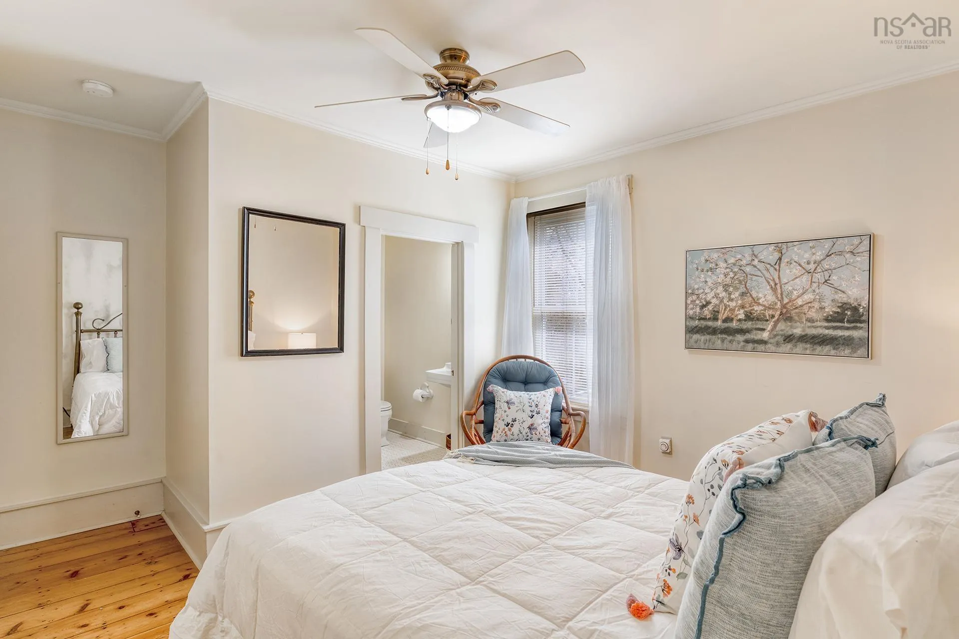 389 Main Street, Mahone Bay Ns B0j 2e0, 5 Bedrooms Bedrooms, ,7 BathroomsBathrooms,Residential,For Sale,Main,202410972