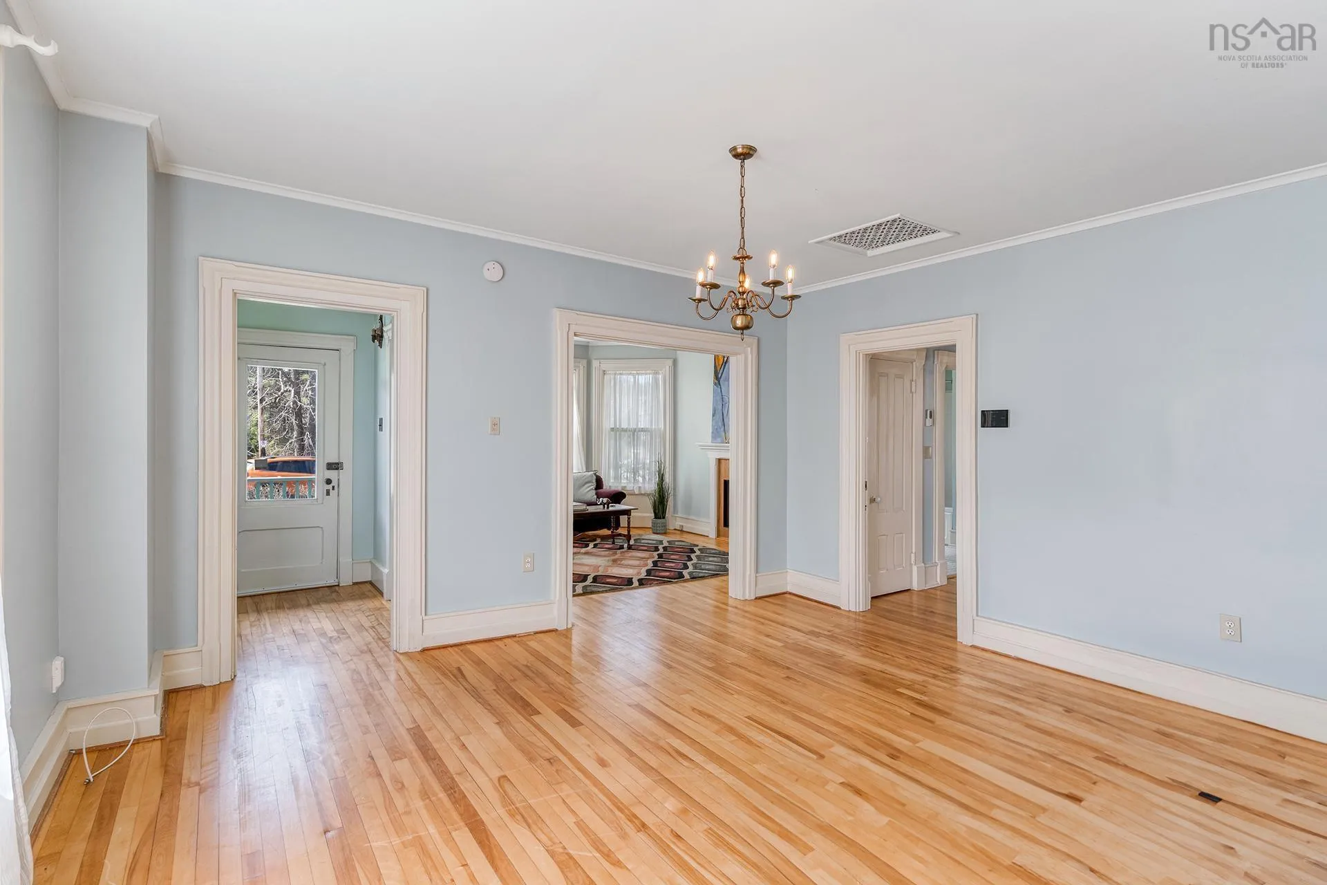 389 Main Street, Mahone Bay Ns B0j 2e0, 5 Bedrooms Bedrooms, ,7 BathroomsBathrooms,Residential,For Sale,Main,202410972