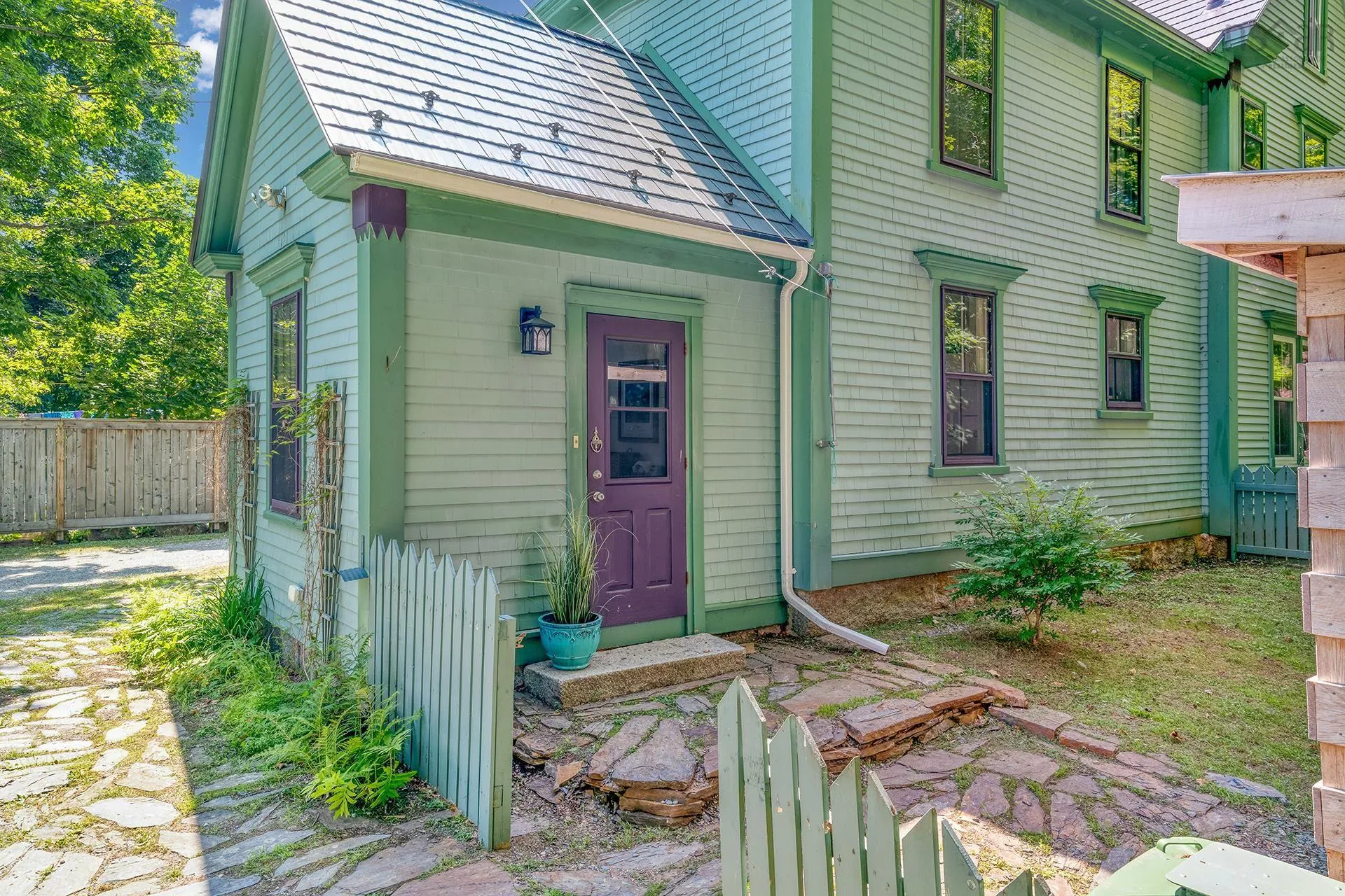 389 Main Street, Mahone Bay Ns B0j 2e0, 5 Bedrooms Bedrooms, ,7 BathroomsBathrooms,Residential,For Sale,Main,202410972