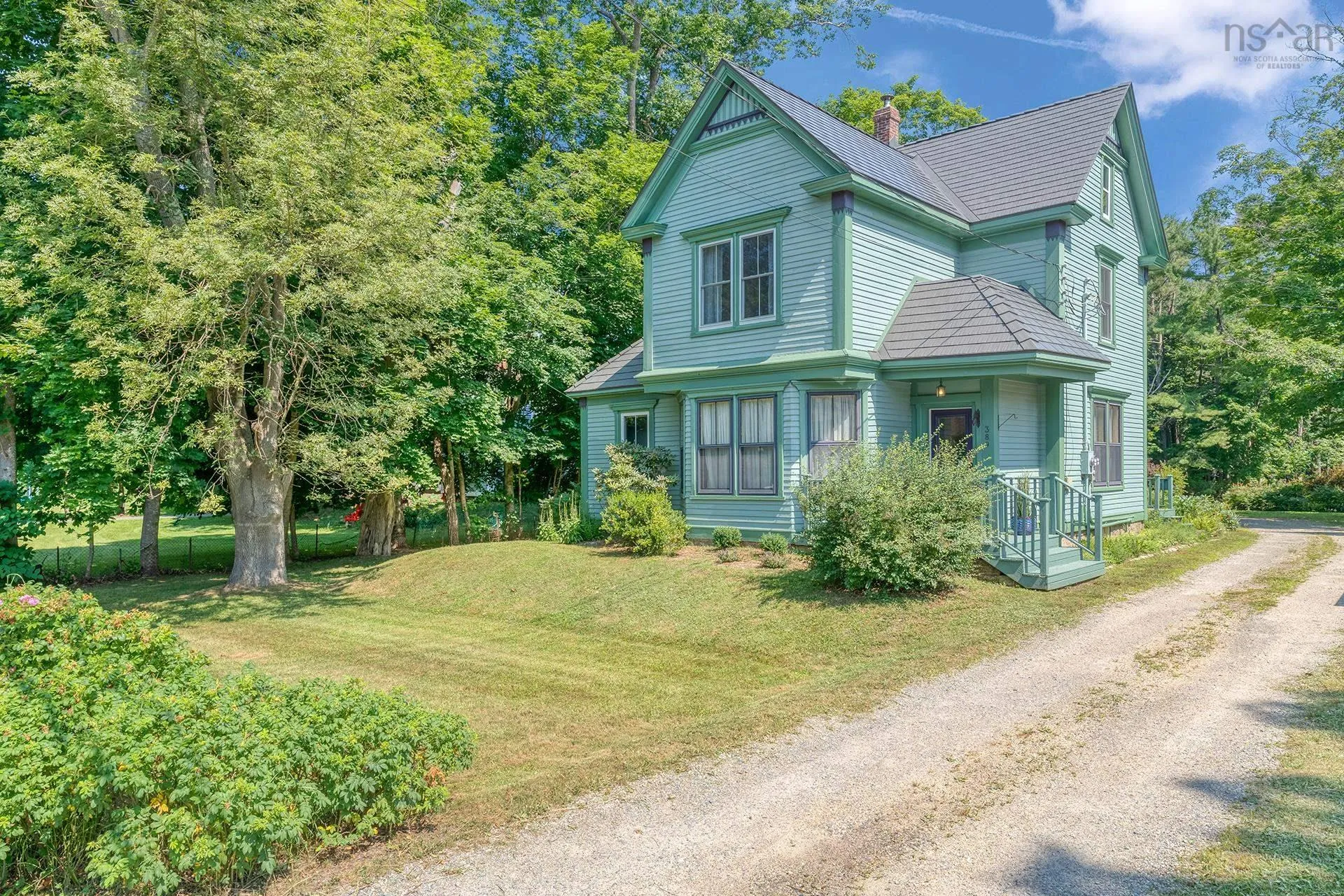389 Main Street, Mahone Bay Ns B0j 2e0, 5 Bedrooms Bedrooms, ,7 BathroomsBathrooms,Residential,For Sale,Main,202410972