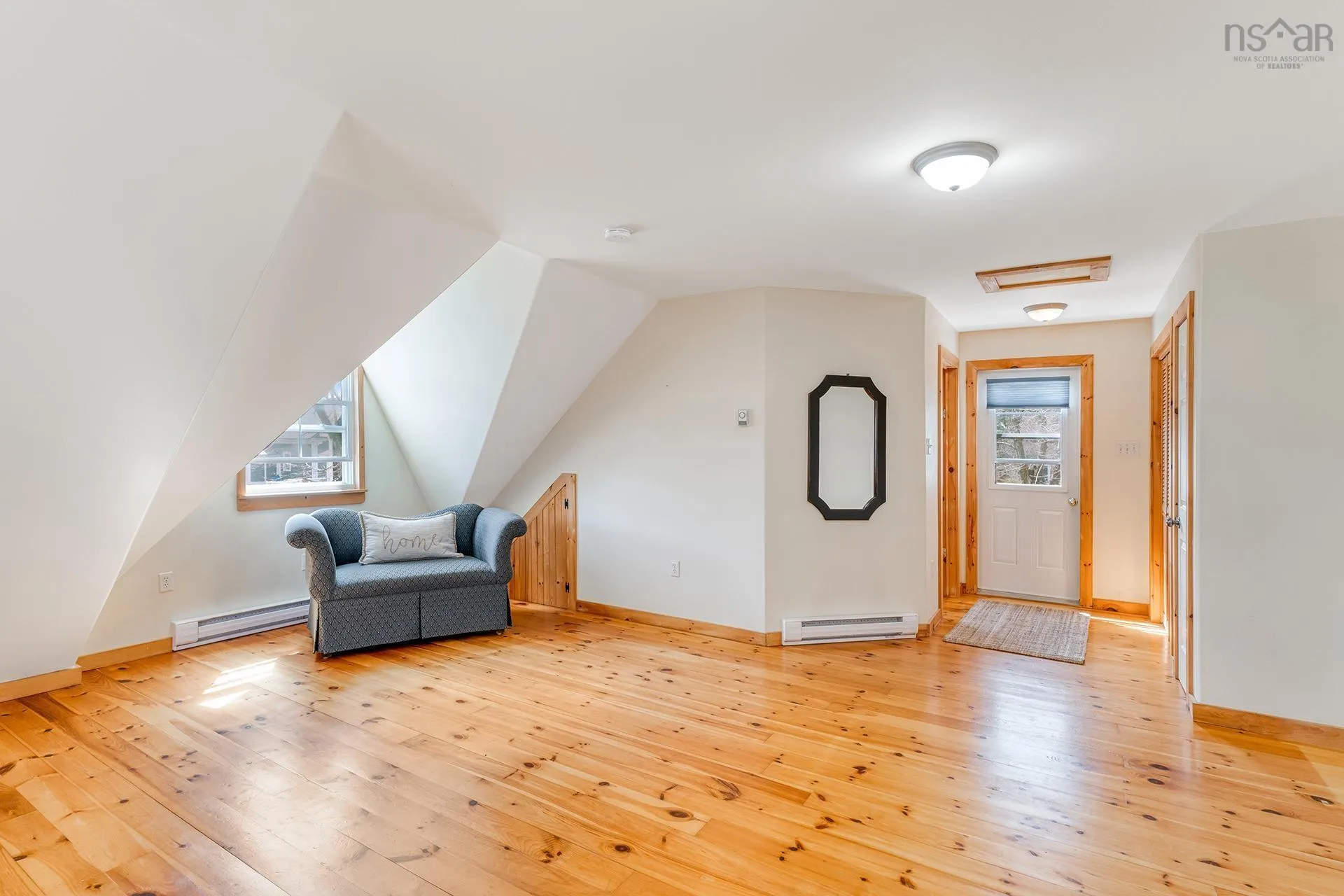 389 Main Street, Mahone Bay Ns B0j 2e0, 5 Bedrooms Bedrooms, ,7 BathroomsBathrooms,Residential,For Sale,Main,202410972