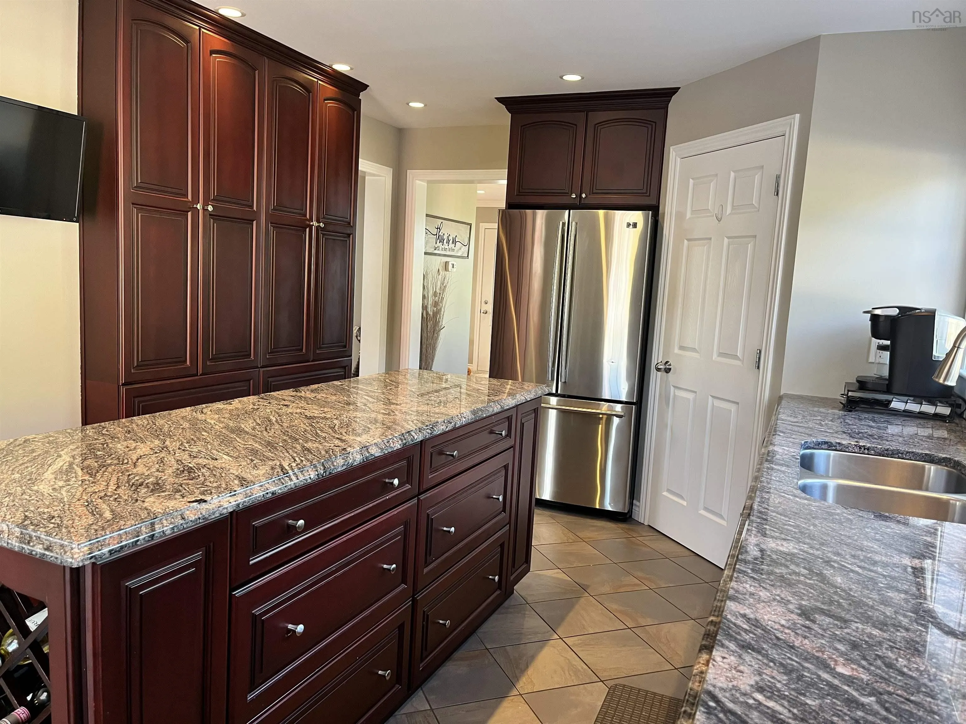 967 Georges River Road, Georges River, NS B1Y 3Y6, 3 Bedrooms Bedrooms, ,4 BathroomsBathrooms,Residential,For Sale,Georges River Road,202521473