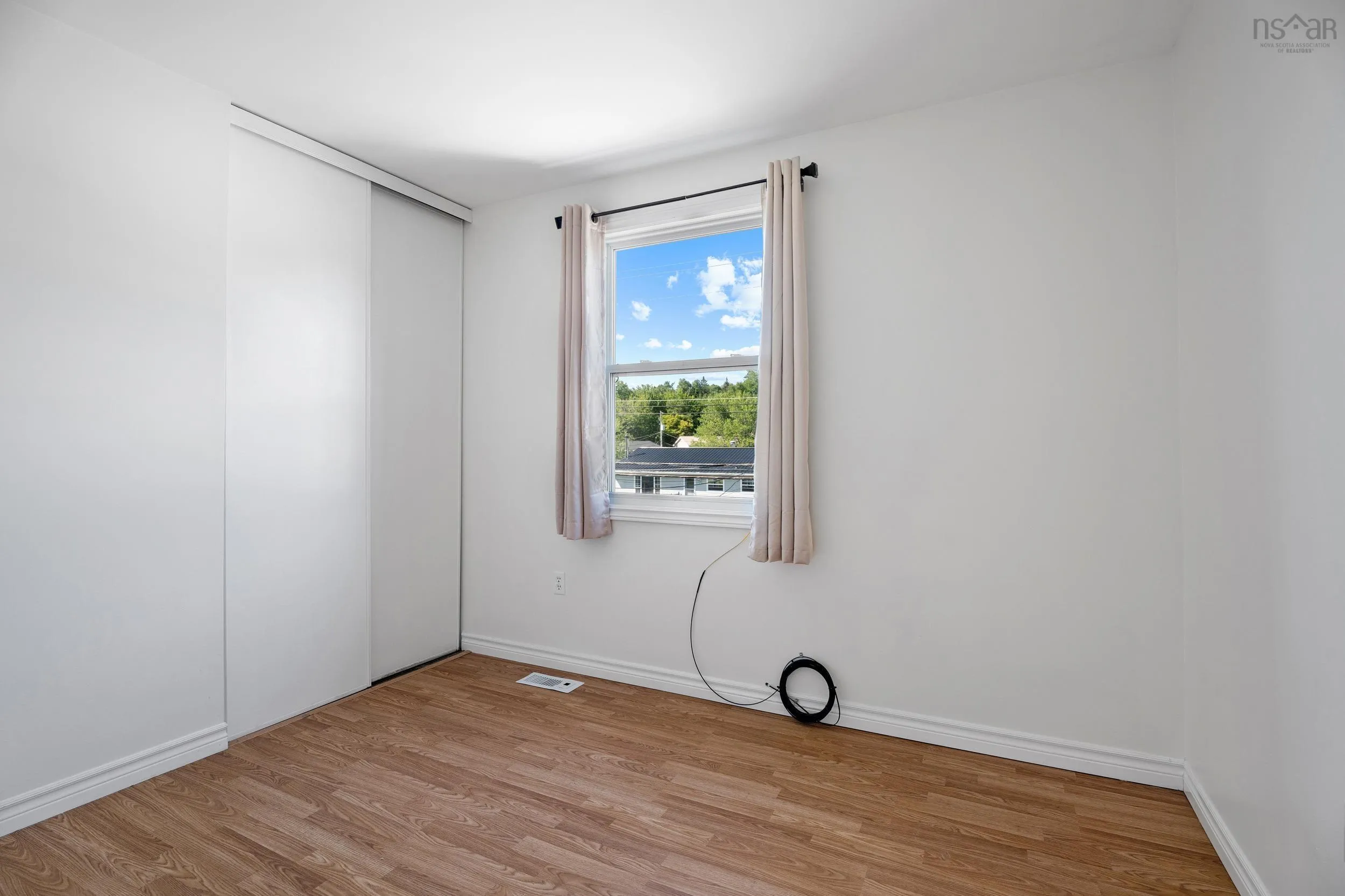 37 Circassion Drive, Dartmouth, NS B2W 4R2, 3 Bedrooms Bedrooms, ,1 BathroomBathrooms,Residential,For Sale,Circassion,202520570