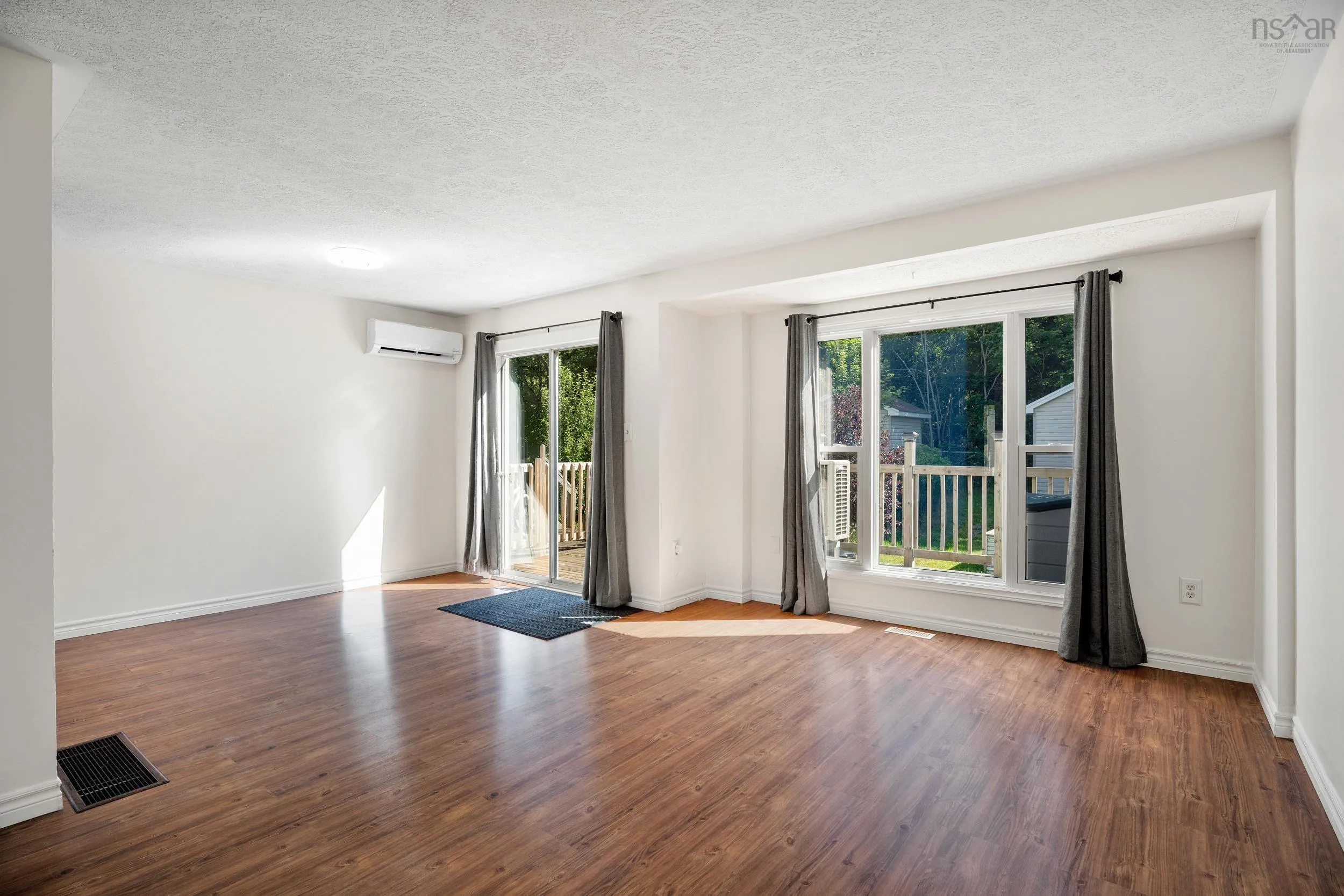 37 Circassion Drive, Dartmouth, NS B2W 4R2, 3 Bedrooms Bedrooms, ,1 BathroomBathrooms,Residential,For Sale,Circassion,202520570