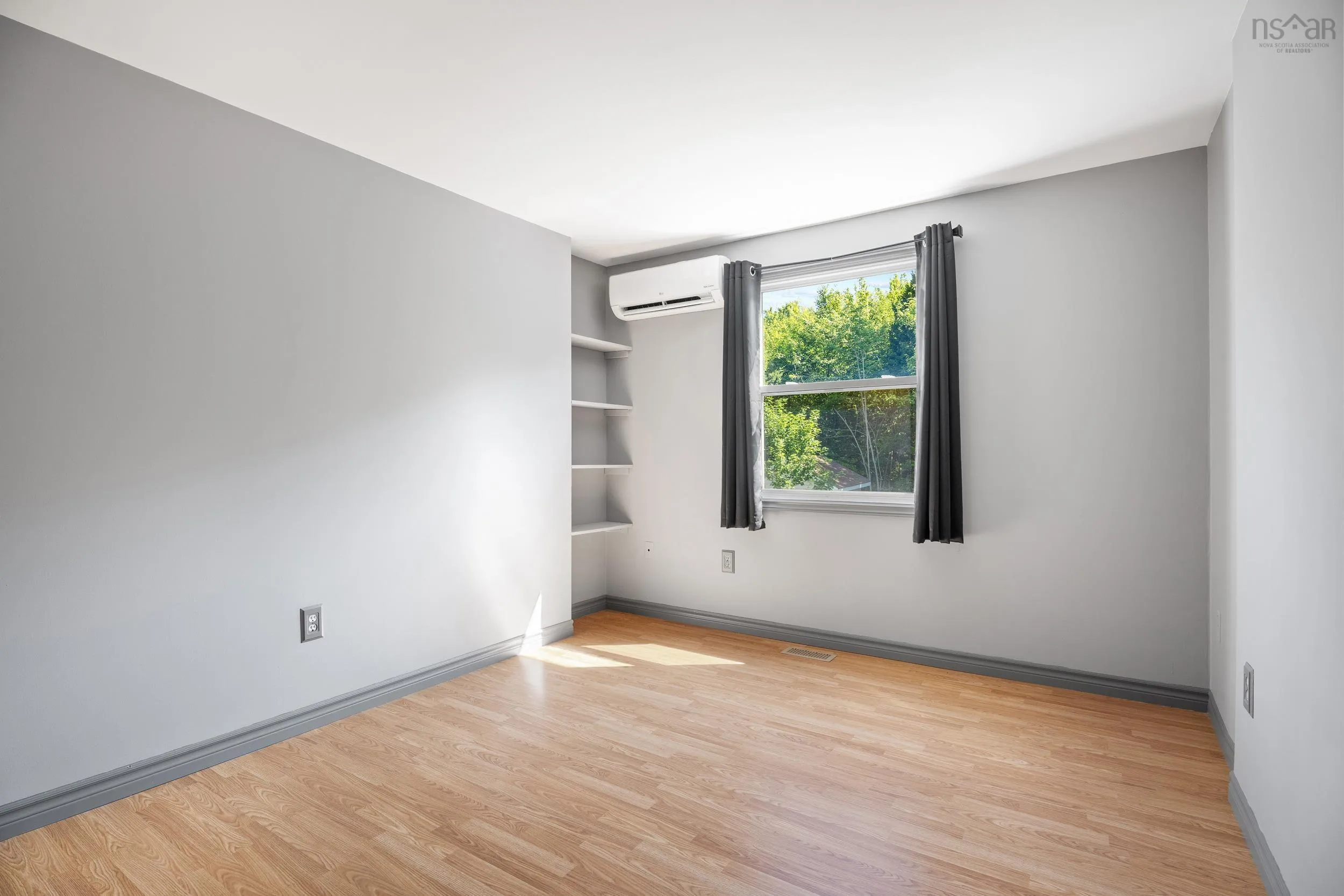 37 Circassion Drive, Dartmouth, NS B2W 4R2, 3 Bedrooms Bedrooms, ,1 BathroomBathrooms,Residential,For Sale,Circassion,202520570