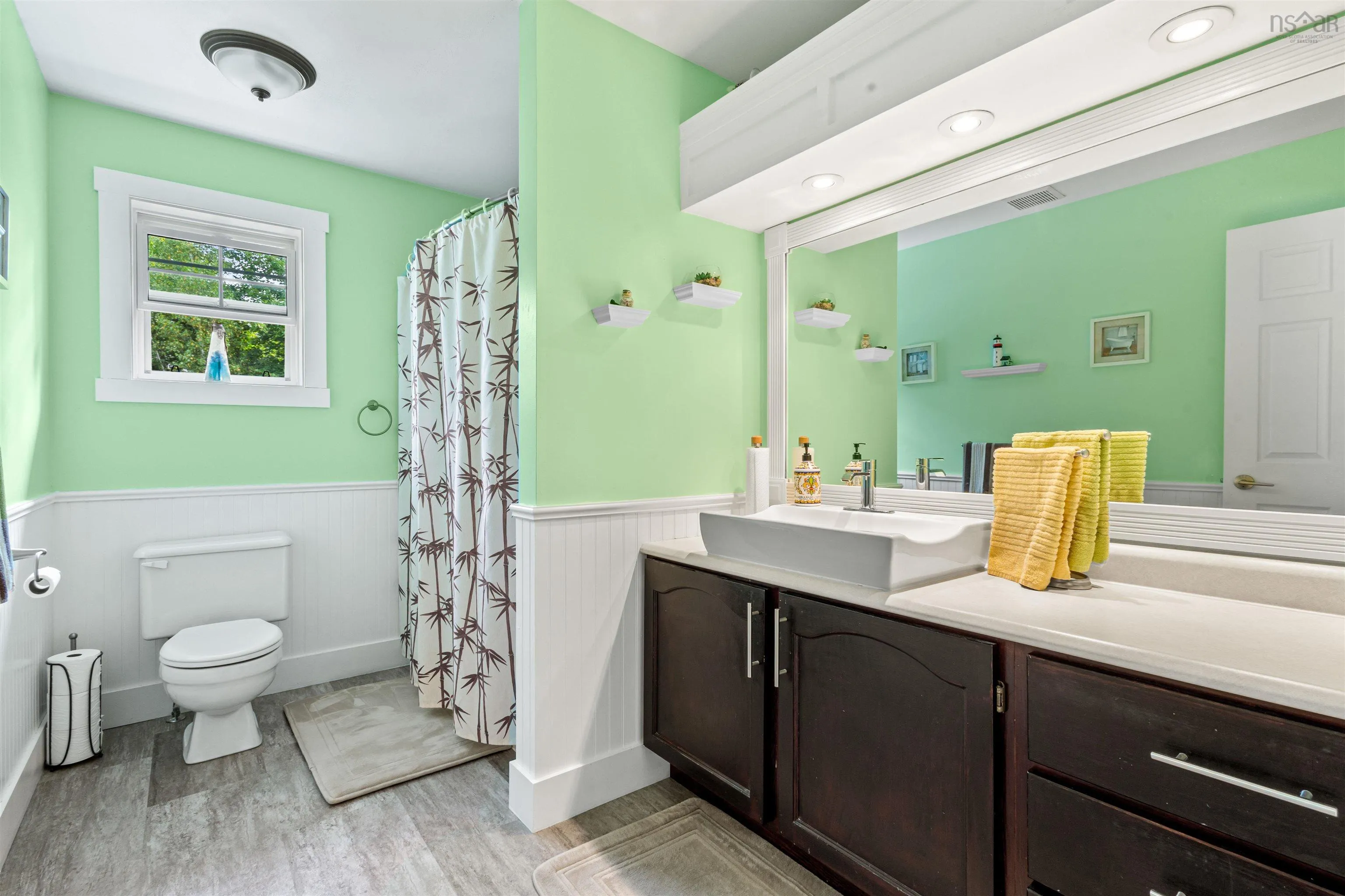 76 Poplar Drive, Lantz, NS B2S 1X3, 4 Bedrooms Bedrooms, ,2 BathroomsBathrooms,Residential,For Sale,Poplar,202520730