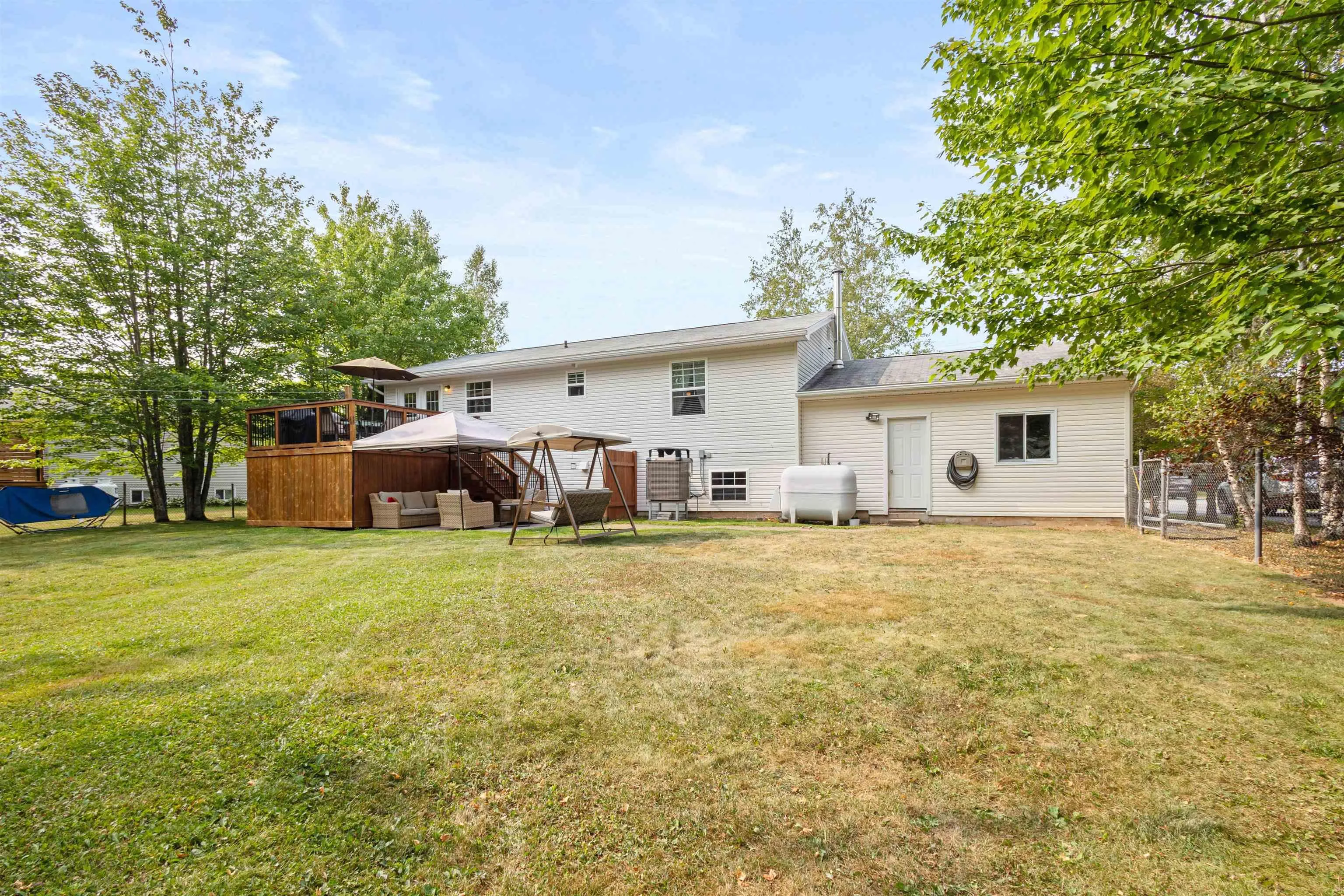 76 Poplar Drive, Lantz, NS B2S 1X3, 4 Bedrooms Bedrooms, ,2 BathroomsBathrooms,Residential,For Sale,Poplar,202520730