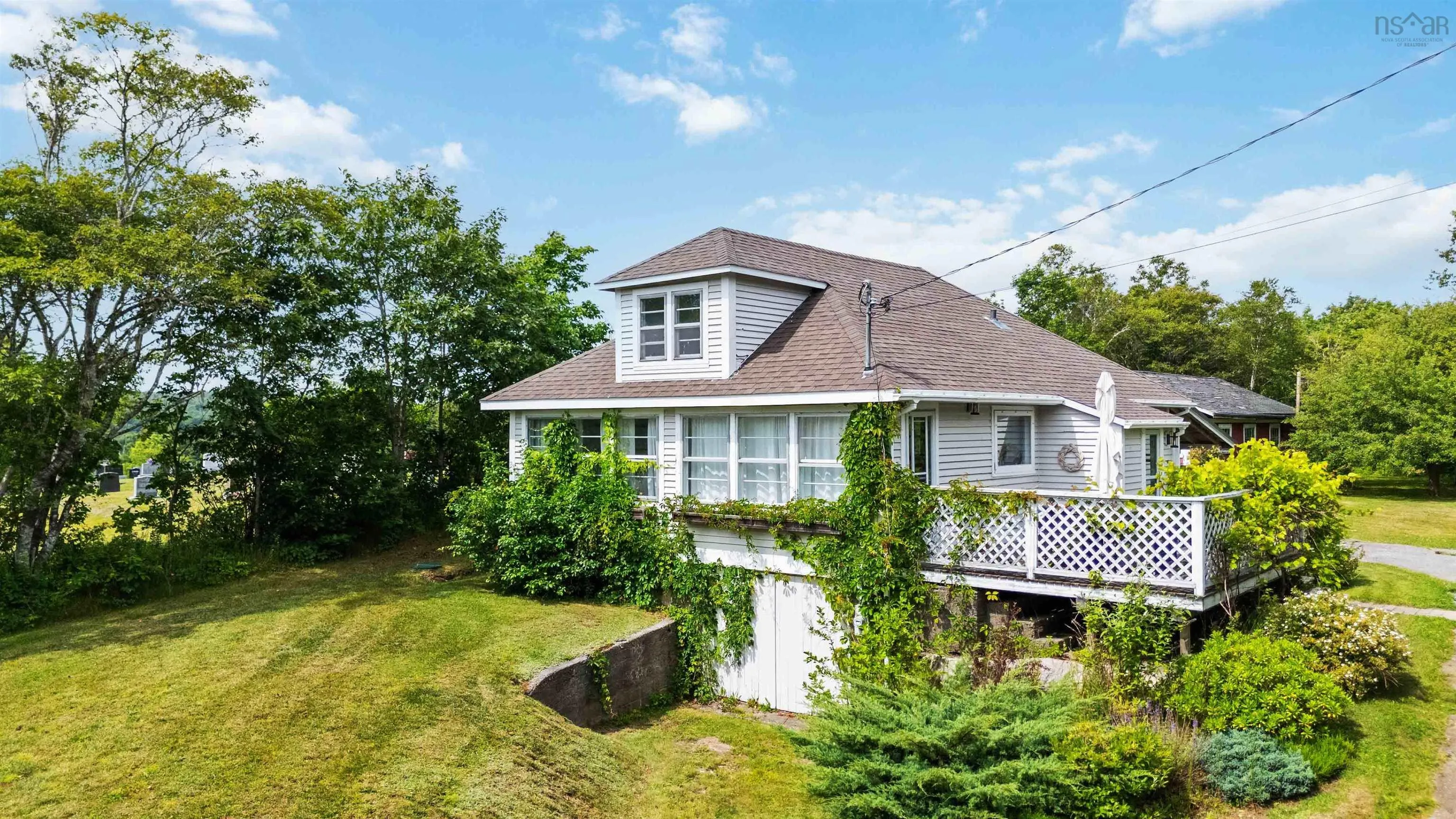 291 Central Port Mouton Road, Port Mouton, NS B0T 1T0, 3 Bedrooms Bedrooms, ,1 BathroomBathrooms,Residential,For Sale,Central Port Mouton,202518410