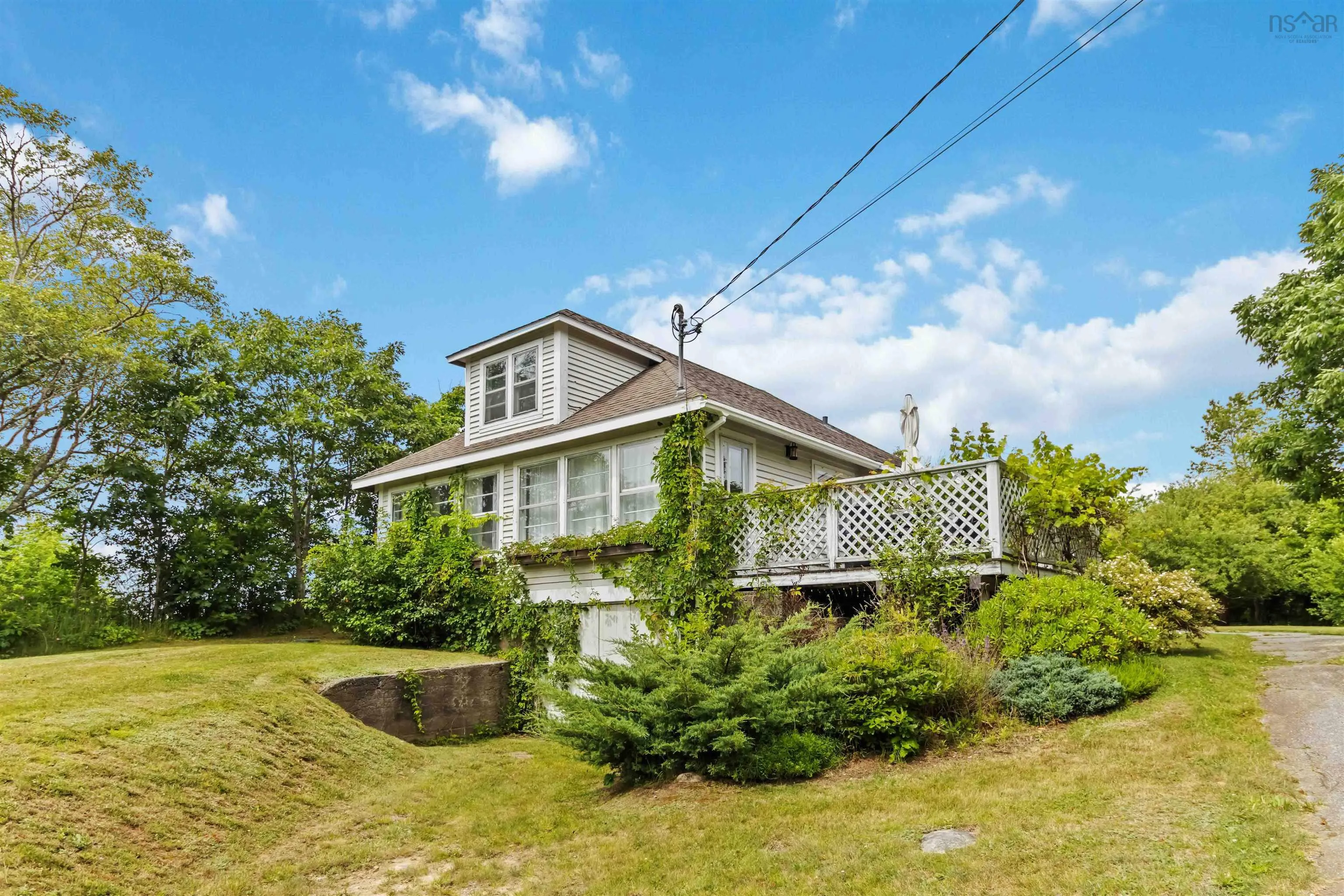 291 Central Port Mouton Road, Port Mouton, NS B0T 1T0, 3 Bedrooms Bedrooms, ,1 BathroomBathrooms,Residential,For Sale,Central Port Mouton,202518410