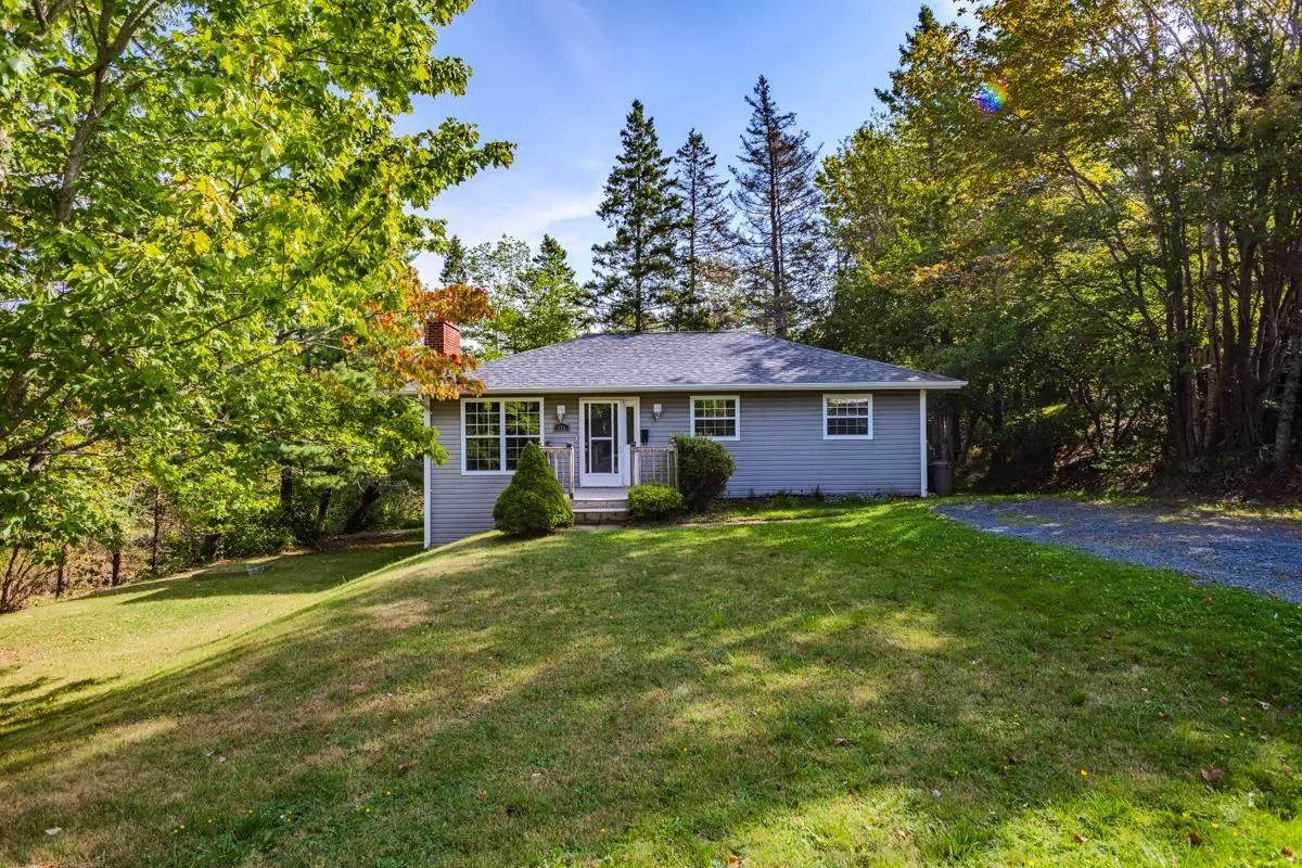 116 Spruce Drive, Salmon River, NS B2N 5R5, 4 Bedrooms Bedrooms, ,2 BathroomsBathrooms,Residential,For Sale,Spruce,202523131