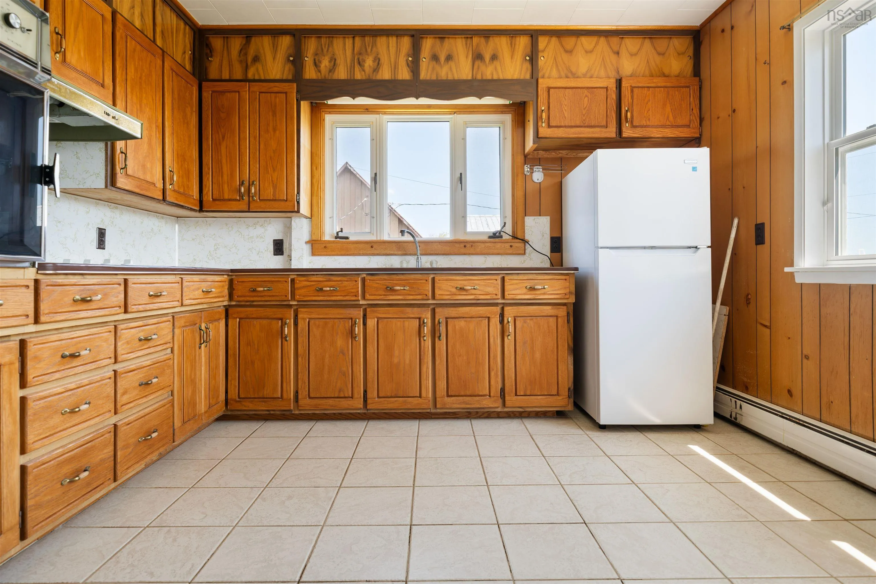 571 Burntcoat Road, Burntcoat, NS B0N 1T0, 4 Bedrooms Bedrooms, ,2 BathroomsBathrooms,Residential,For Sale,Burntcoat,202513129
