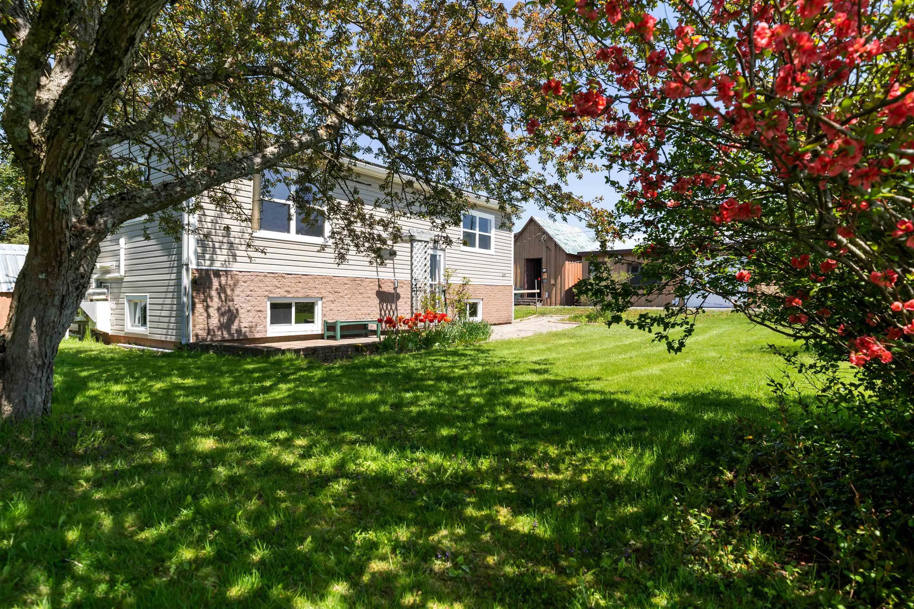571 Burntcoat Road, Burntcoat, NS B0N 1T0, 4 Bedrooms Bedrooms, ,2 BathroomsBathrooms,Residential,For Sale,Burntcoat,202513129