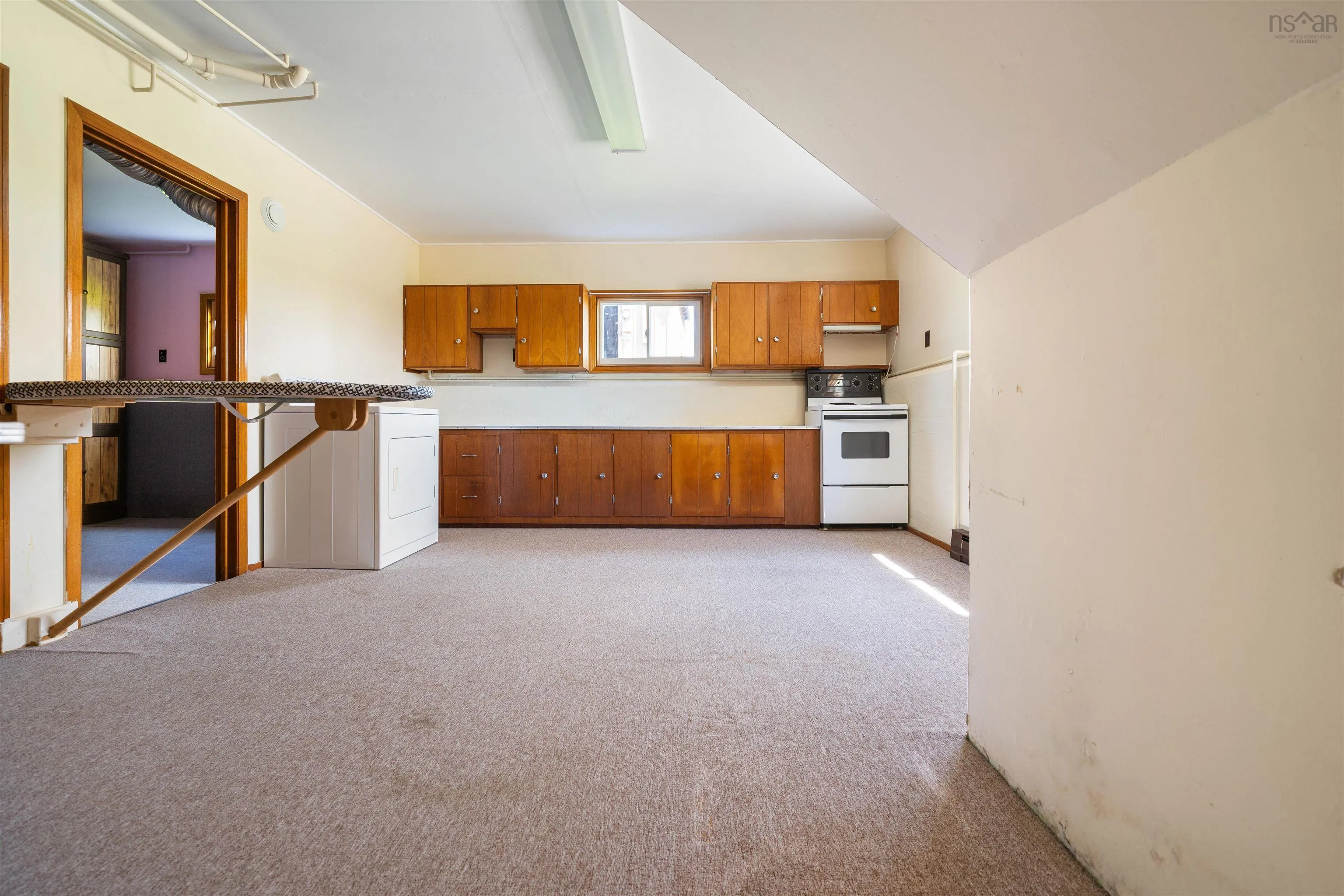 571 Burntcoat Road, Burntcoat, NS B0N 1T0, 4 Bedrooms Bedrooms, ,2 BathroomsBathrooms,Residential,For Sale,Burntcoat,202513129