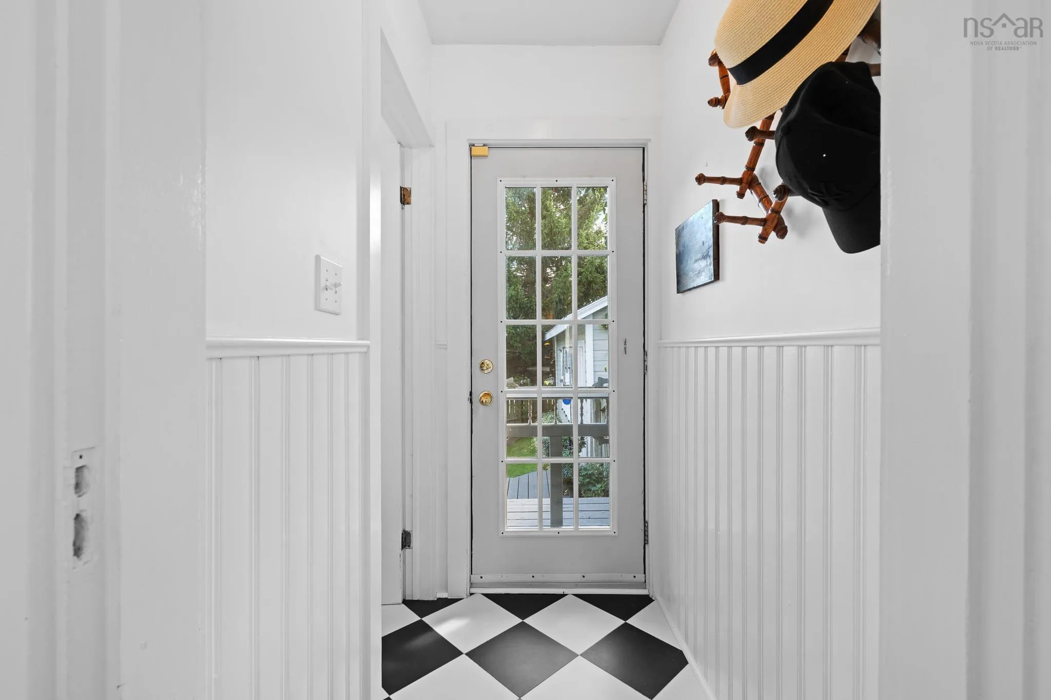 39 Exhibition Street, Truro, NS B2N 4C5, 3 Bedrooms Bedrooms, ,2 BathroomsBathrooms,Residential,For Sale,Exhibition,202521245