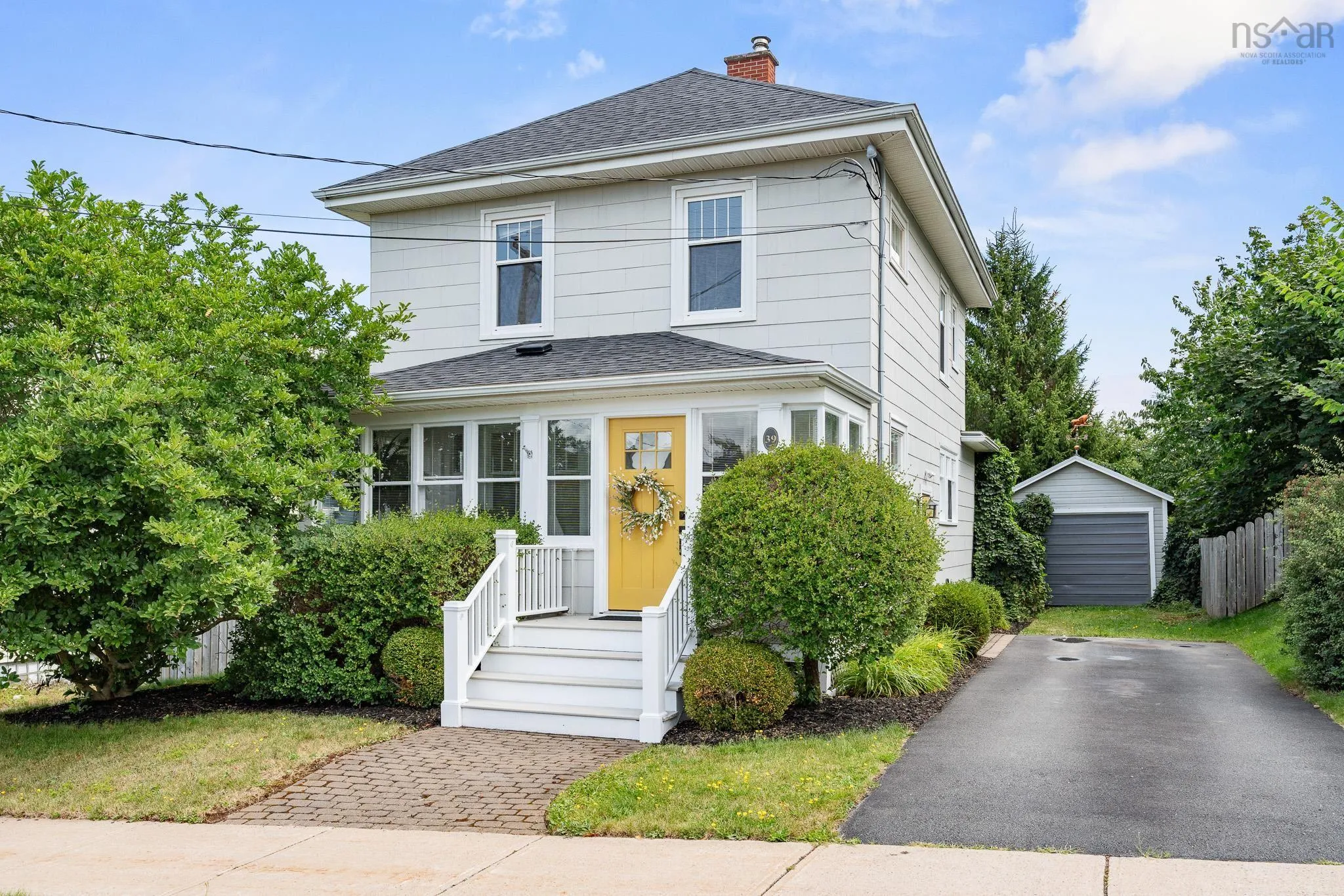 39 Exhibition Street, Truro, NS B2N 4C5, 3 Bedrooms Bedrooms, ,2 BathroomsBathrooms,Residential,For Sale,Exhibition,202521245
