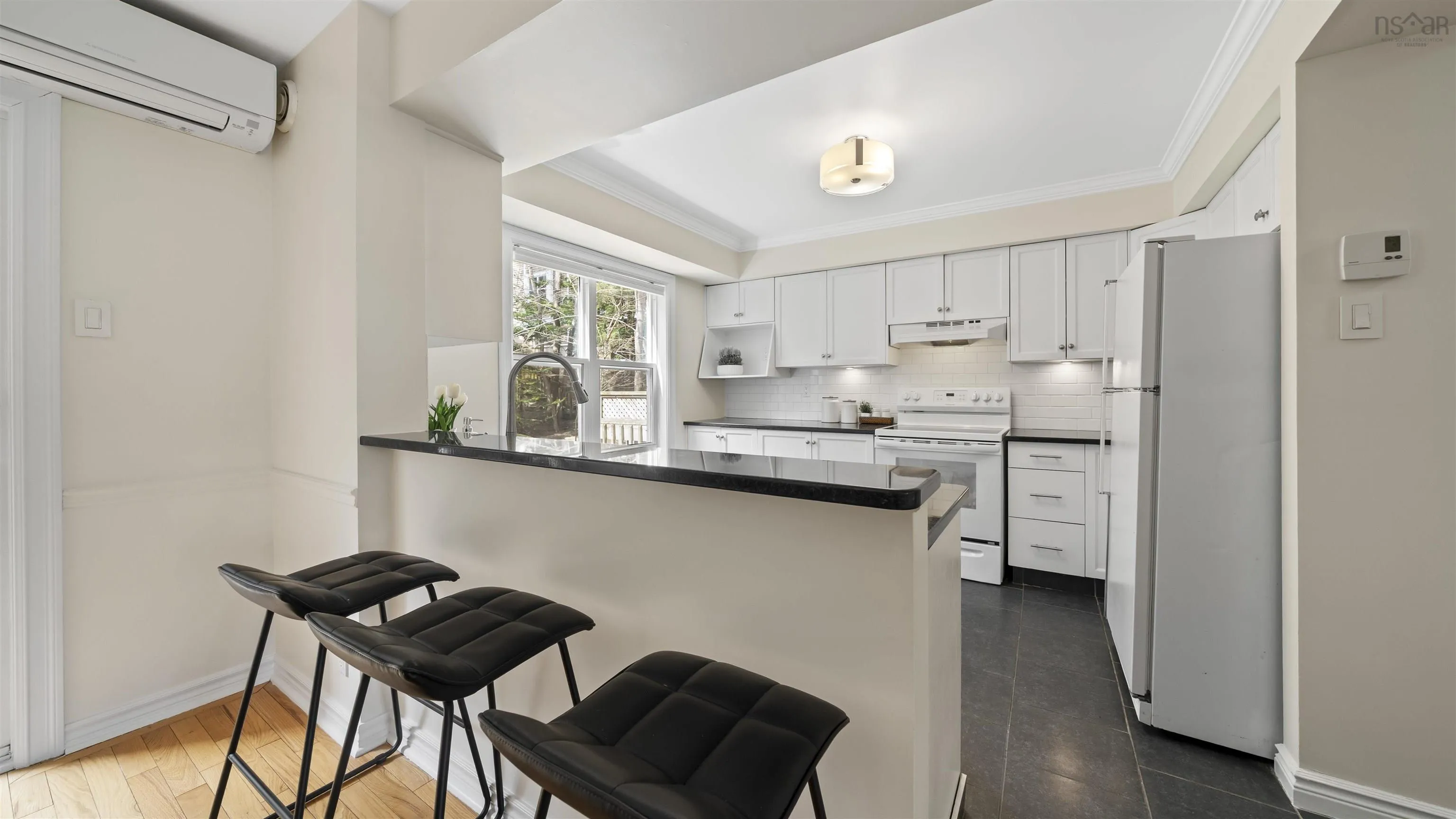 14 Moirs Mill Road, Bedford Ns B4a 3y6, 3 Bedrooms Bedrooms, ,3 BathroomsBathrooms,Residential,For Sale,Moirs Mill,202508421
