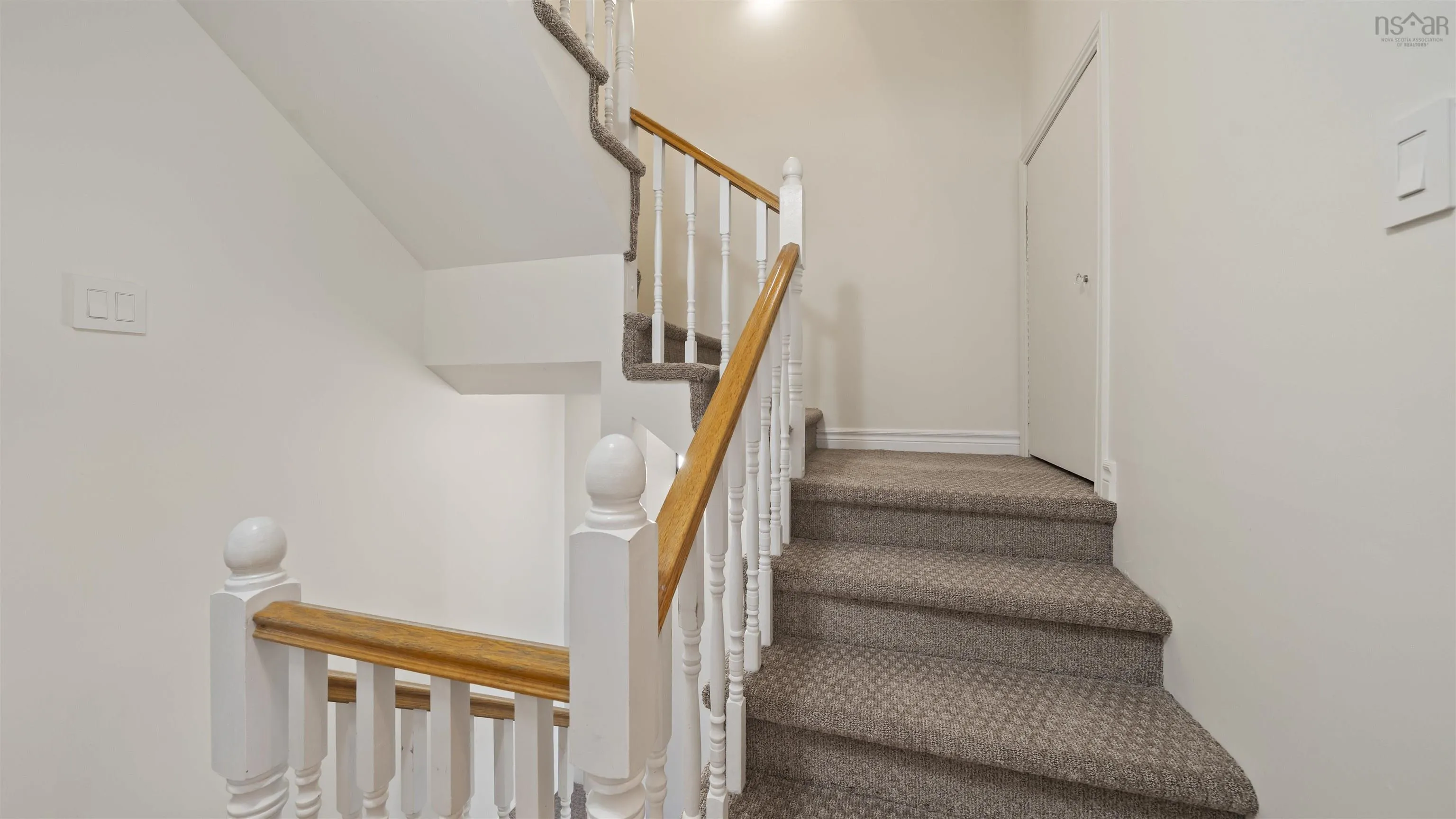 14 Moirs Mill Road, Bedford Ns B4a 3y6, 3 Bedrooms Bedrooms, ,3 BathroomsBathrooms,Residential,For Sale,Moirs Mill,202508421