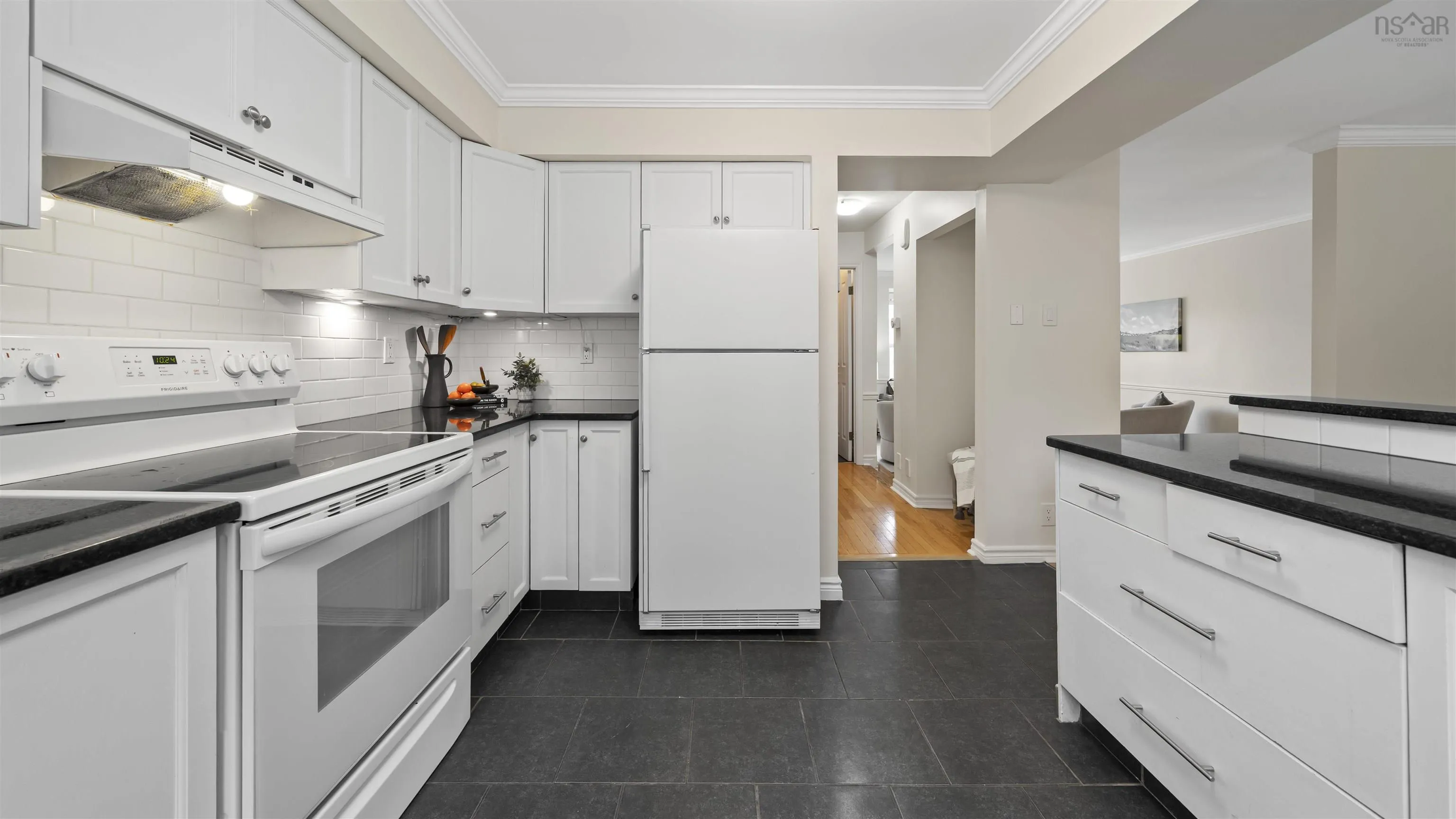 14 Moirs Mill Road, Bedford Ns B4a 3y6, 3 Bedrooms Bedrooms, ,3 BathroomsBathrooms,Residential,For Sale,Moirs Mill,202508421