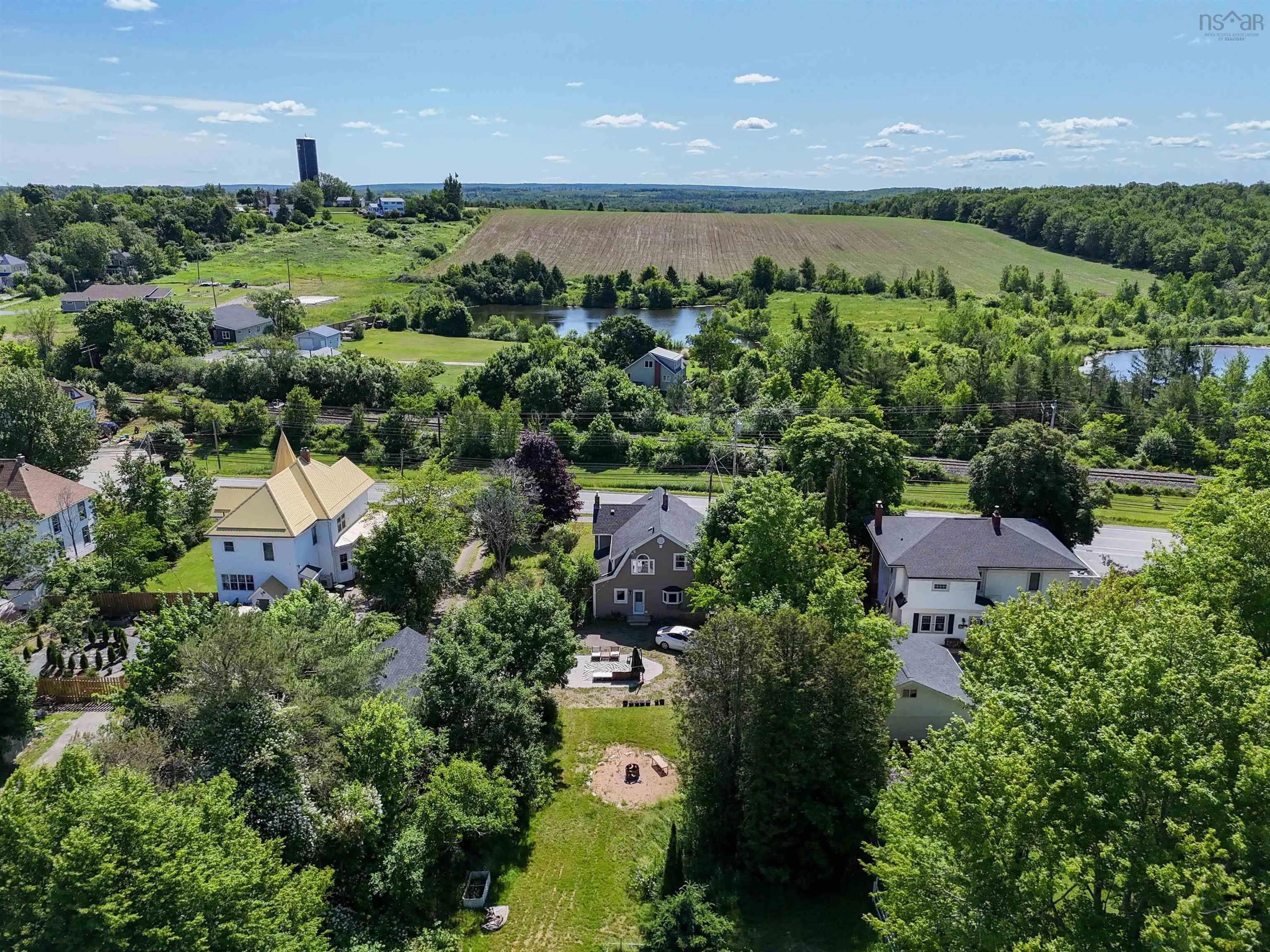2780 Highway 2, Shubenacadie, NS B0N 2H0, 4 Bedrooms Bedrooms, ,2 BathroomsBathrooms,Residential,For Sale,Highway 2,202516129