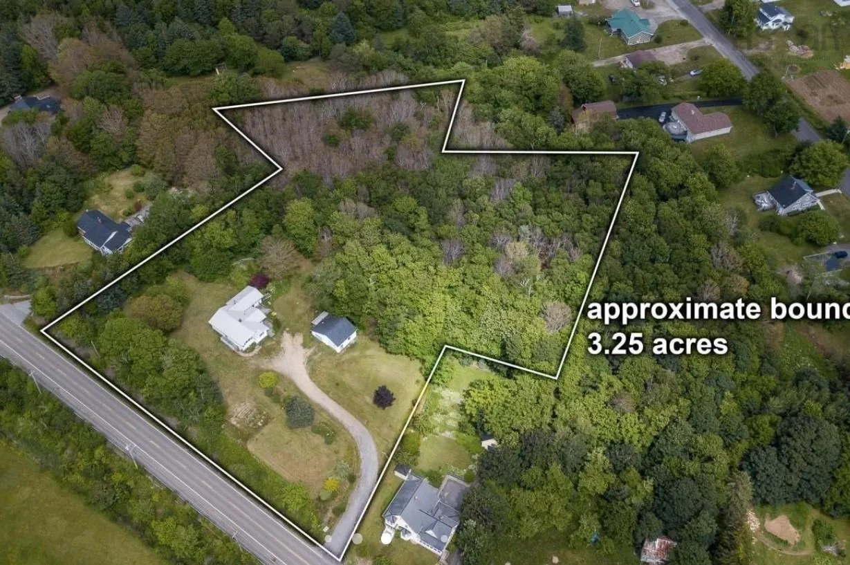 4700 Highway 1, Weymouth, NS B0W 3T0, 3 Bedrooms Bedrooms, ,2 BathroomsBathrooms,Residential,For Sale,Highway 1,202519948