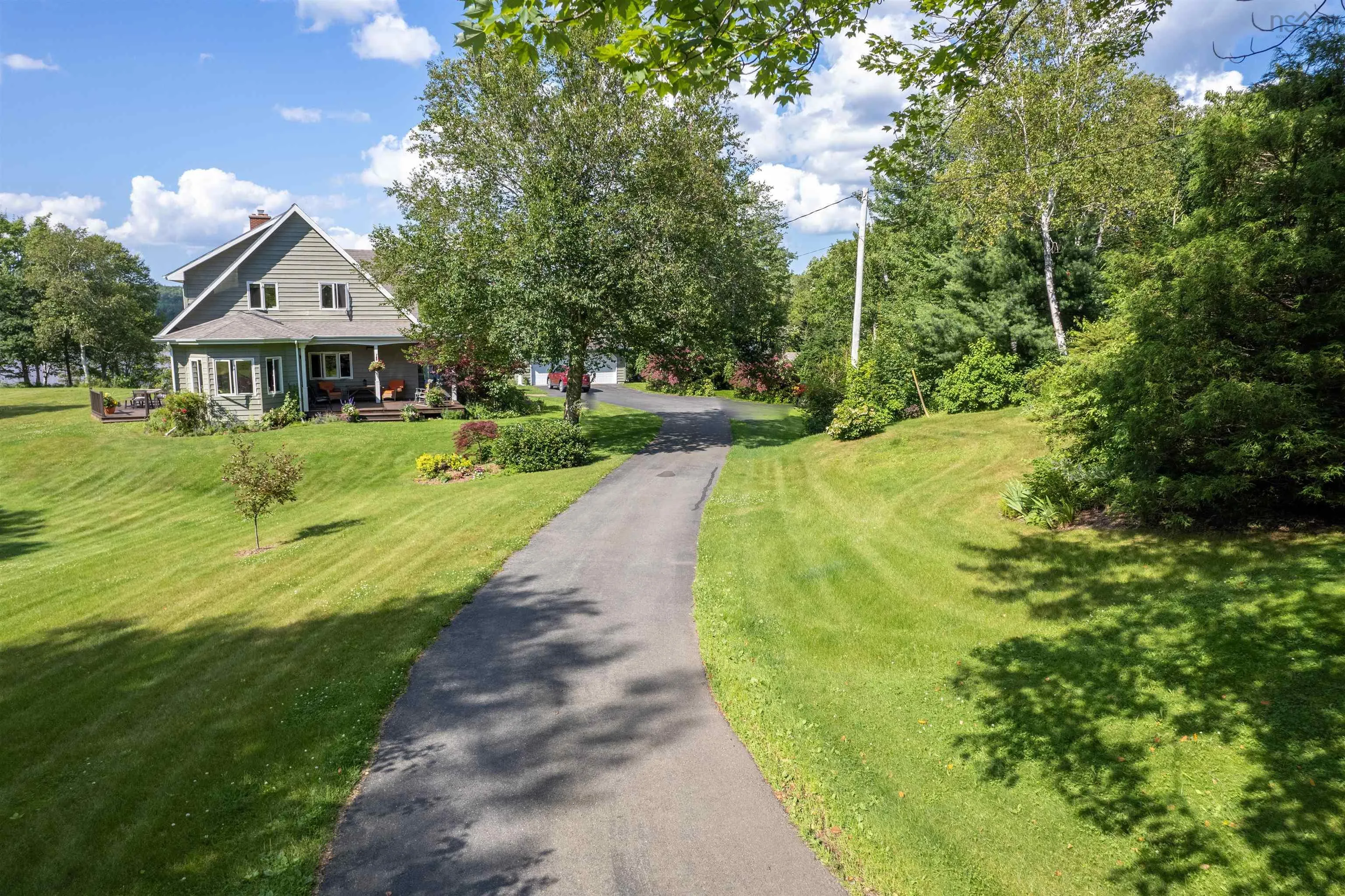 70 Tweednooge Place, East Bay, NS B1J 1M6, 4 Bedrooms Bedrooms, ,3 BathroomsBathrooms,Residential,For Sale,Tweednooge,202517739