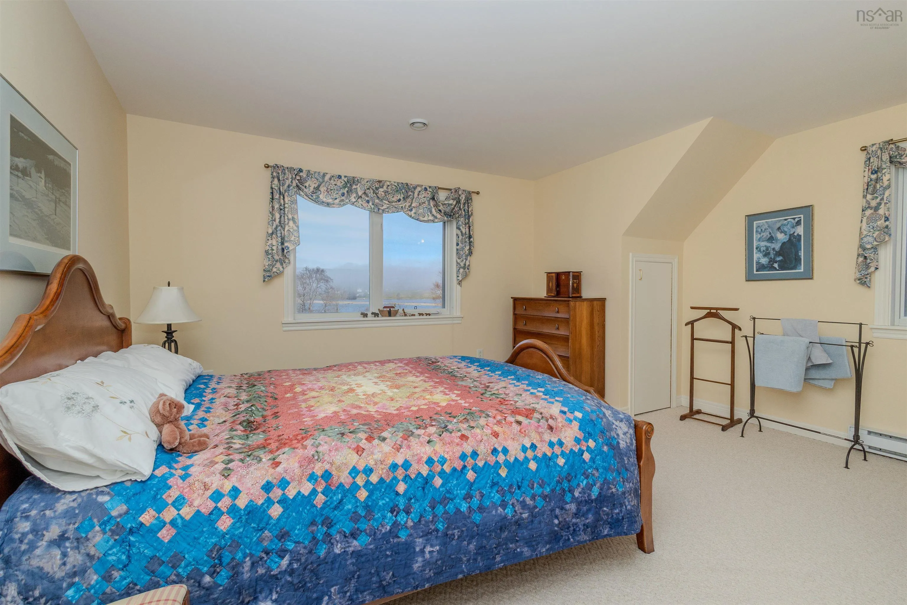 70 Tweednooge Place, East Bay, NS B1J 1M6, 4 Bedrooms Bedrooms, ,3 BathroomsBathrooms,Residential,For Sale,Tweednooge,202517739