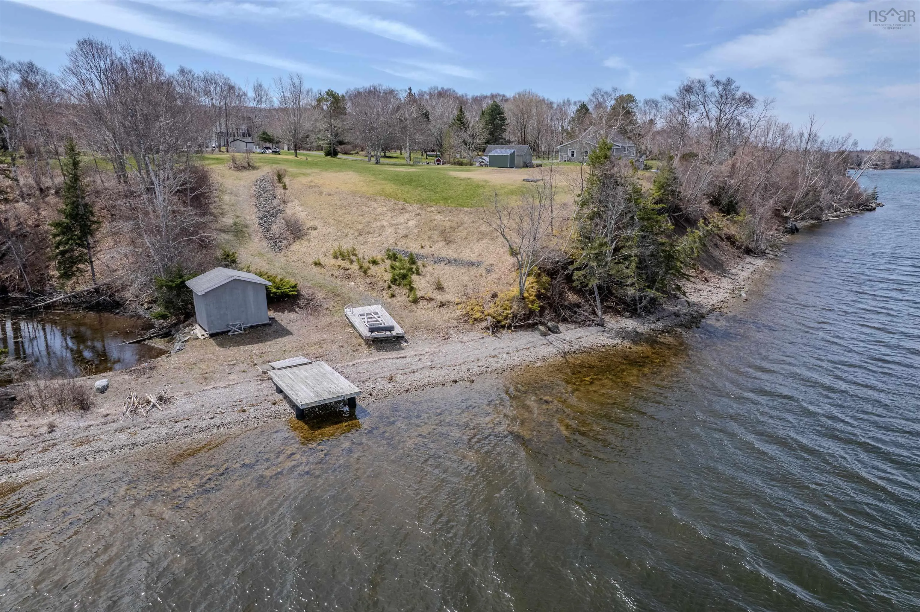 70 Tweednooge Place, East Bay, NS B1J 1M6, 4 Bedrooms Bedrooms, ,3 BathroomsBathrooms,Residential,For Sale,Tweednooge,202517739