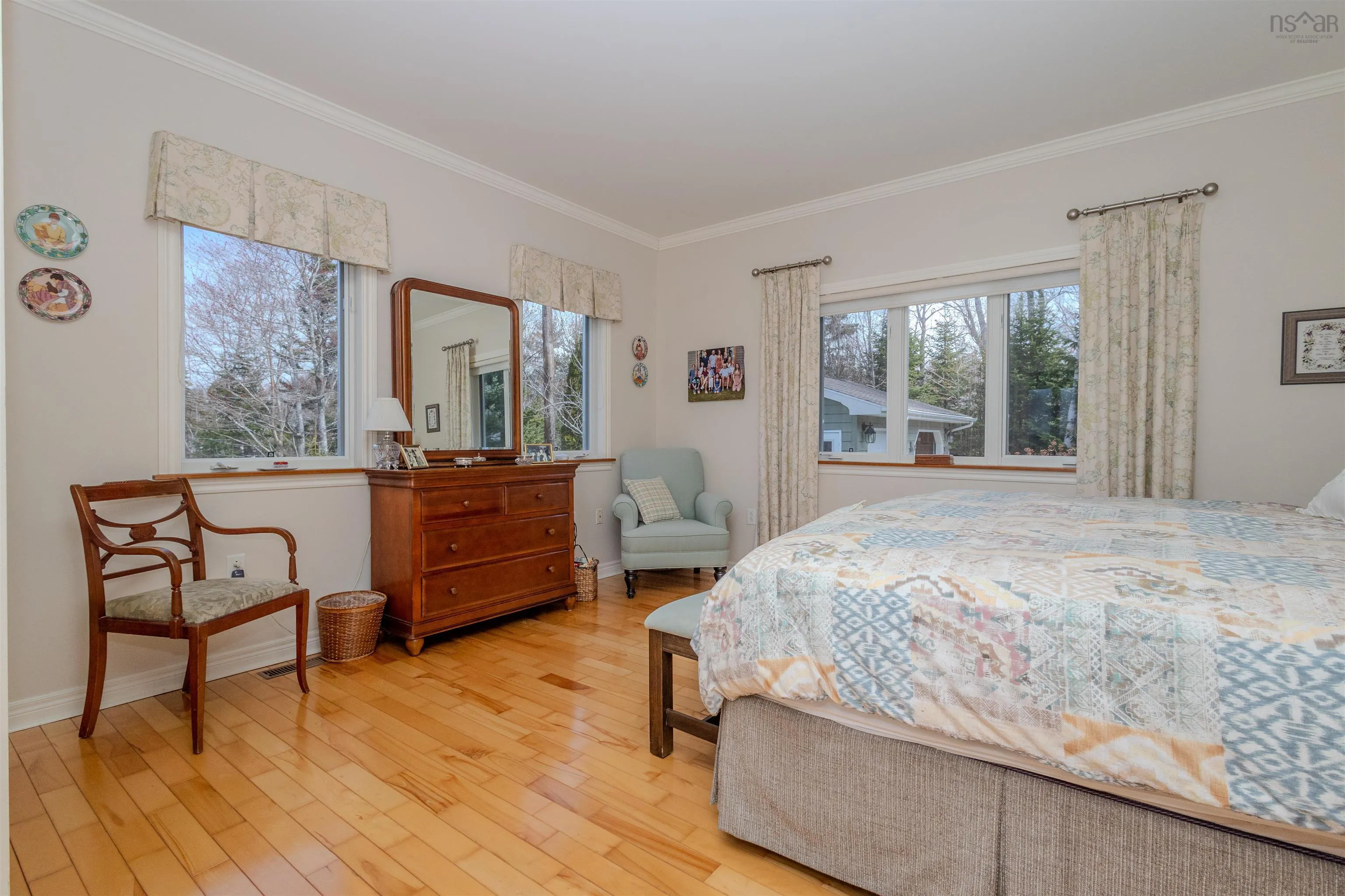 70 Tweednooge Place, East Bay, NS B1J 1M6, 4 Bedrooms Bedrooms, ,3 BathroomsBathrooms,Residential,For Sale,Tweednooge,202517739