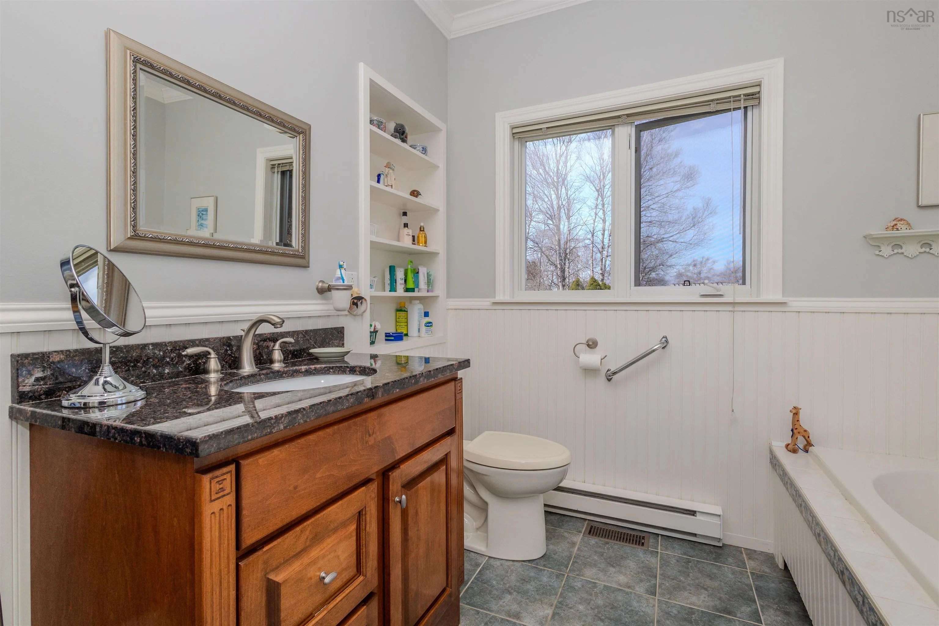 70 Tweednooge Place, East Bay, NS B1J 1M6, 4 Bedrooms Bedrooms, ,3 BathroomsBathrooms,Residential,For Sale,Tweednooge,202517739