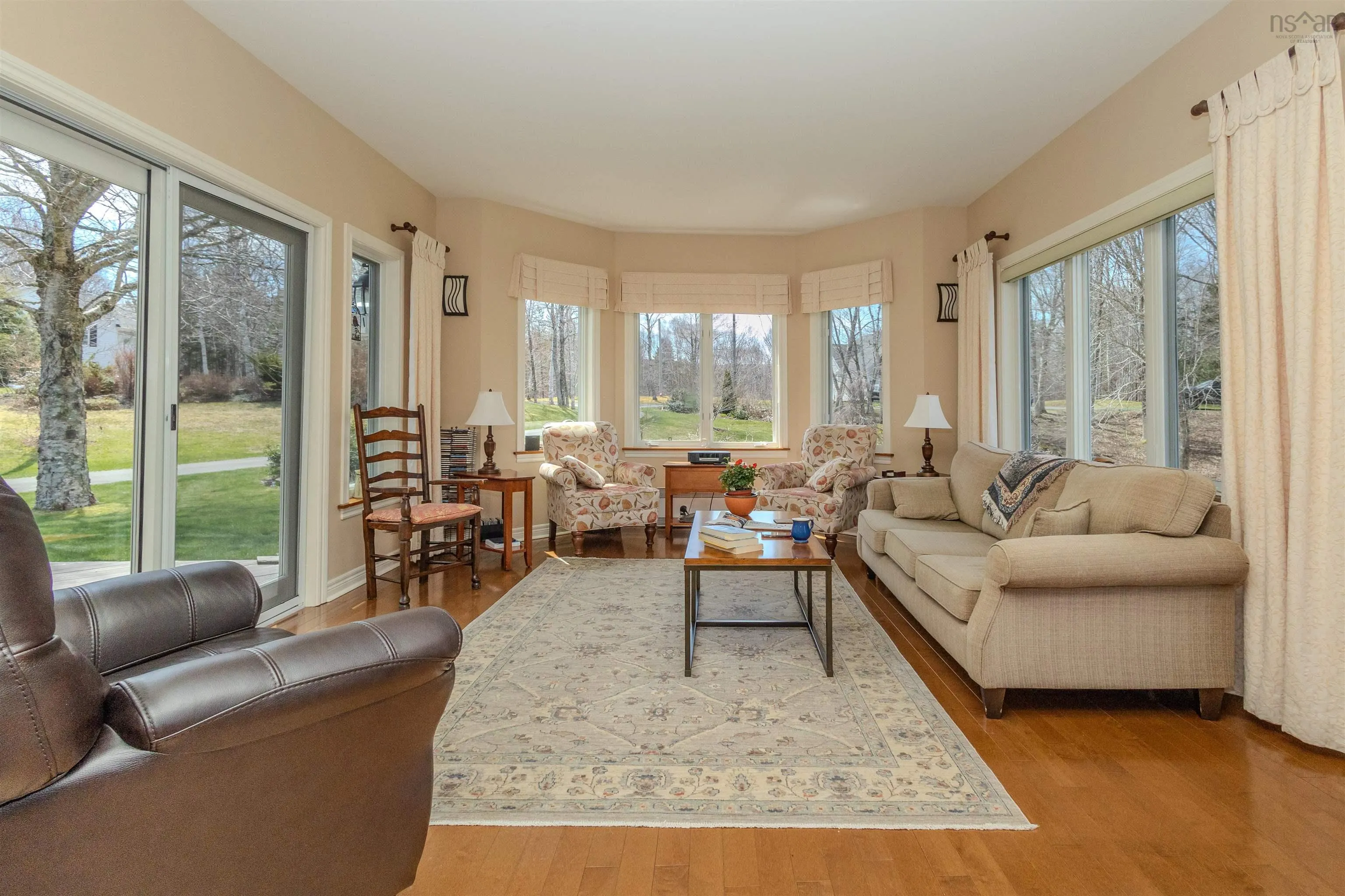 70 Tweednooge Place, East Bay, NS B1J 1M6, 4 Bedrooms Bedrooms, ,3 BathroomsBathrooms,Residential,For Sale,Tweednooge,202517739