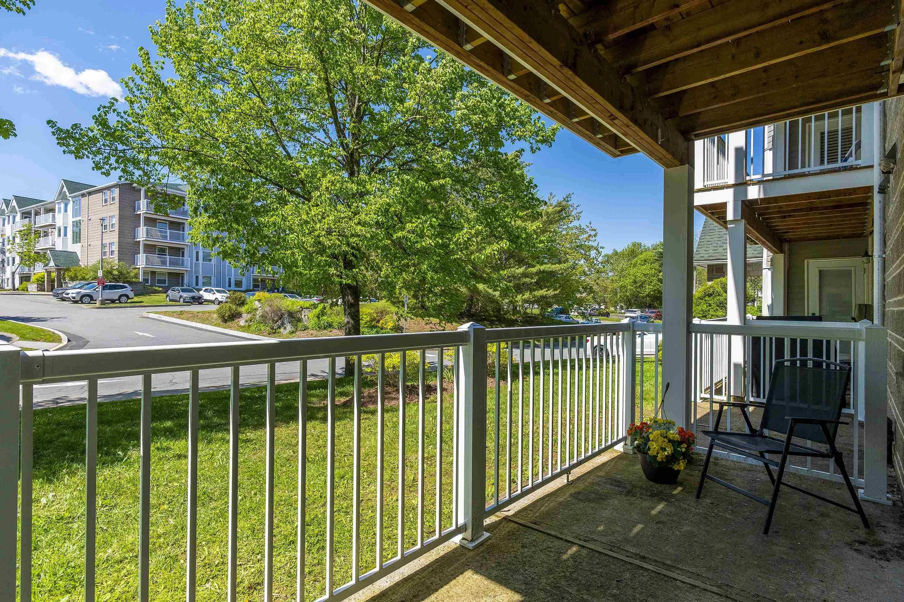 209-83 Kearney Lake Road, Halifax, NS B3M 4E6, 2 Bedrooms Bedrooms, ,1 BathroomBathrooms,Residential,For Sale,Kearney Lake,202512896