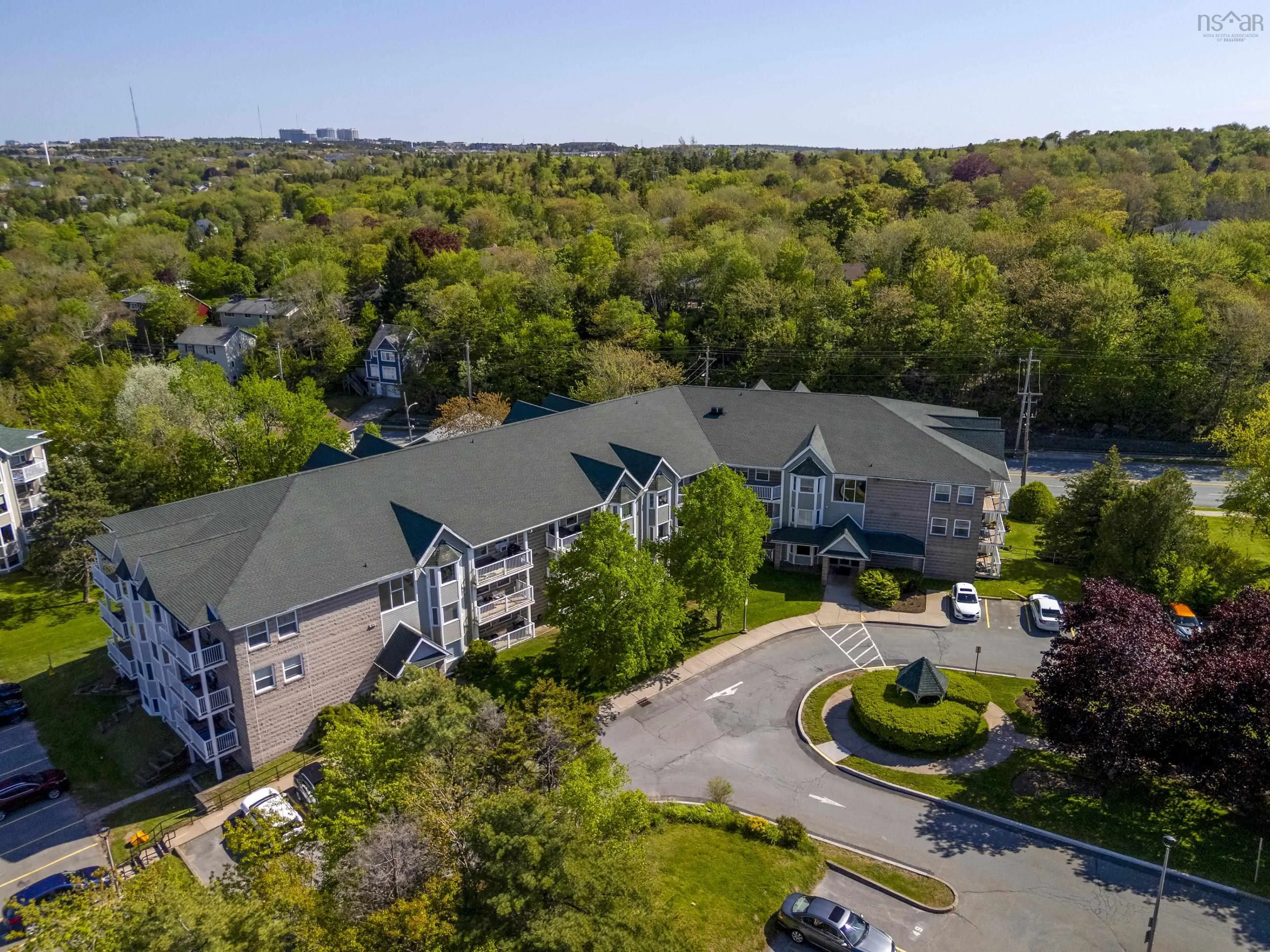 209-83 Kearney Lake Road, Halifax, NS B3M 4E6, 2 Bedrooms Bedrooms, ,1 BathroomBathrooms,Residential,For Sale,Kearney Lake,202512896