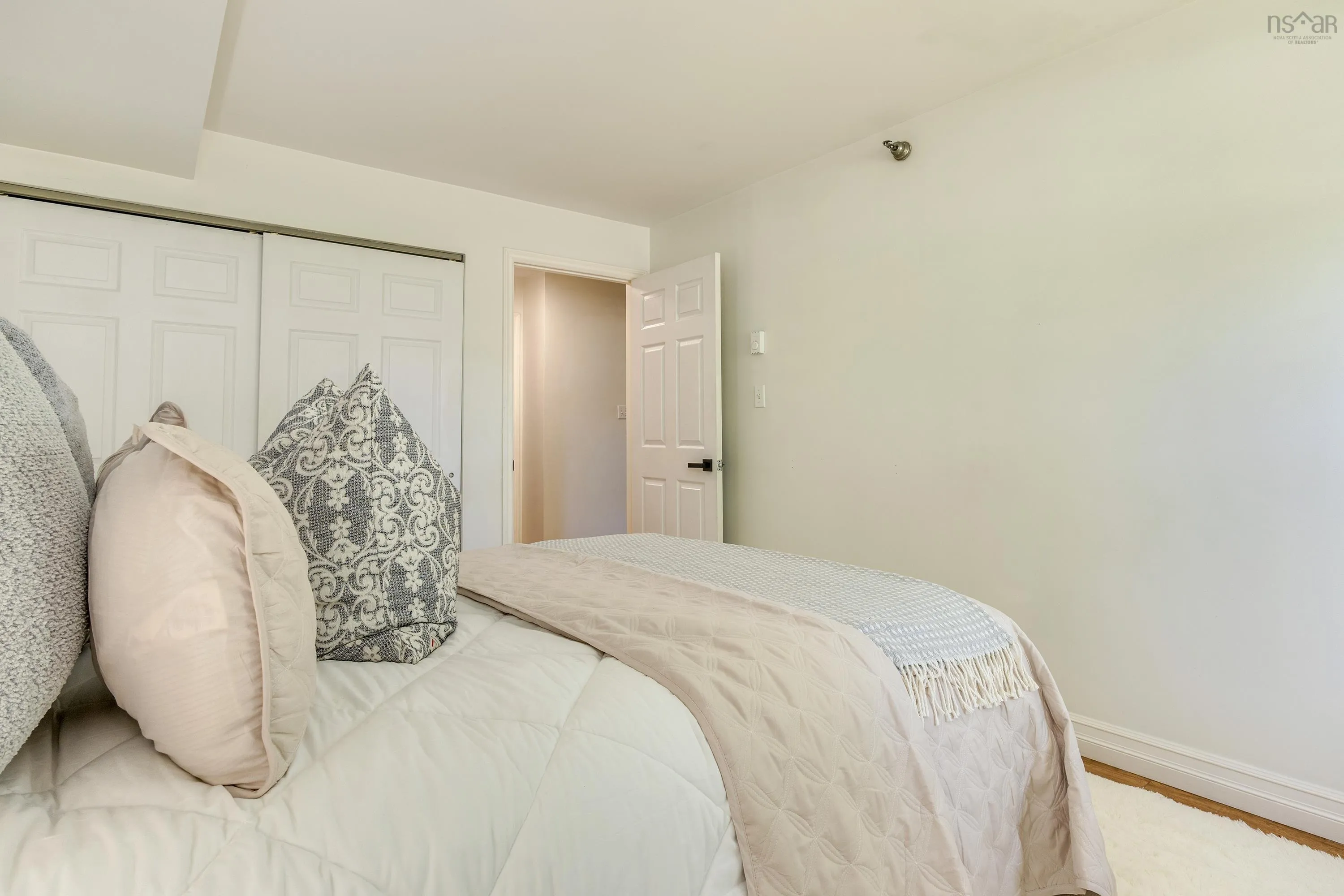 209-83 Kearney Lake Road, Halifax, NS B3M 4E6, 2 Bedrooms Bedrooms, ,1 BathroomBathrooms,Residential,For Sale,Kearney Lake,202512896