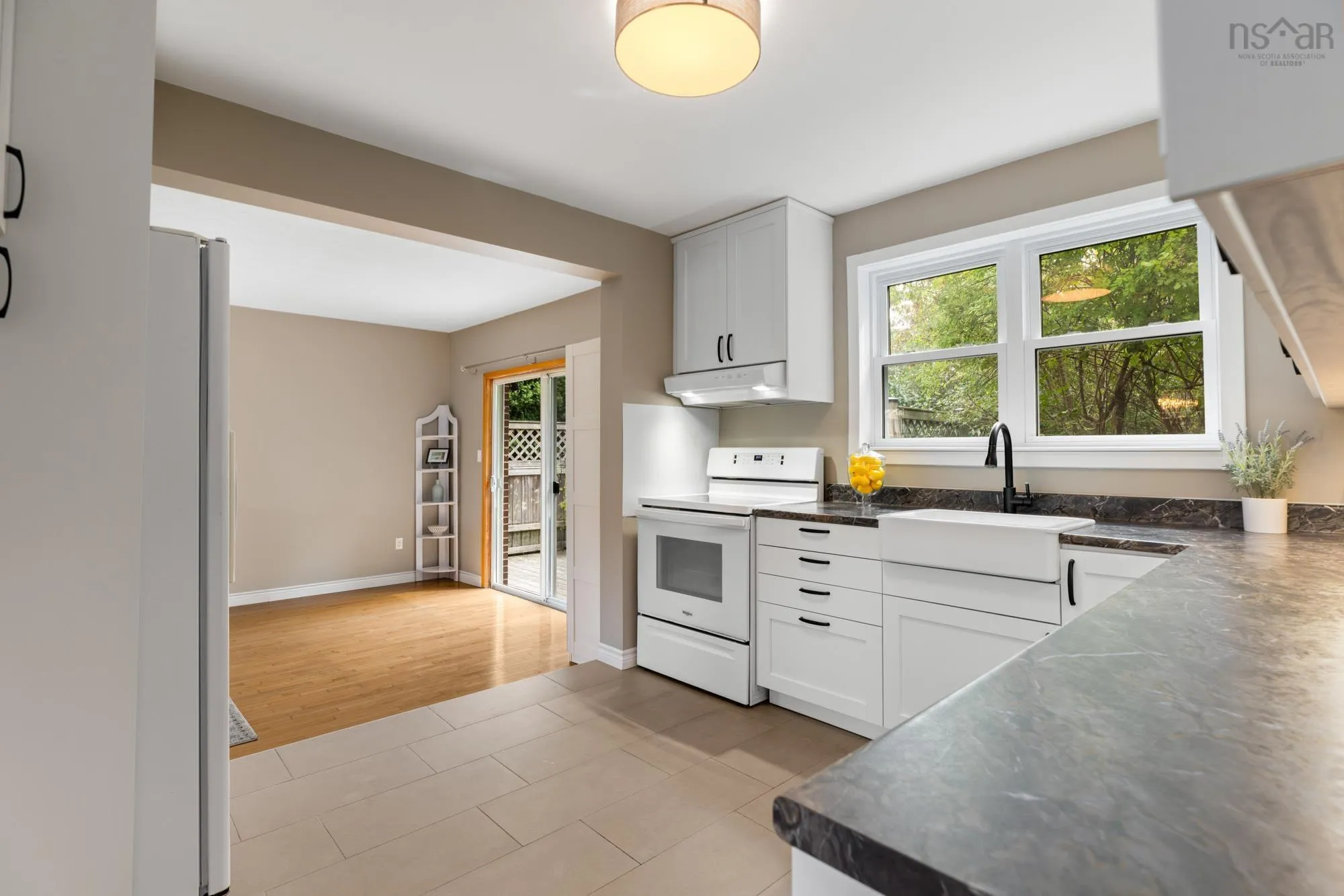 1 Hampshire Way, Cole Harbour, NS B2V 2A3, 3 Bedrooms Bedrooms, ,3 BathroomsBathrooms,Residential,For Sale,Hampshire,202523170