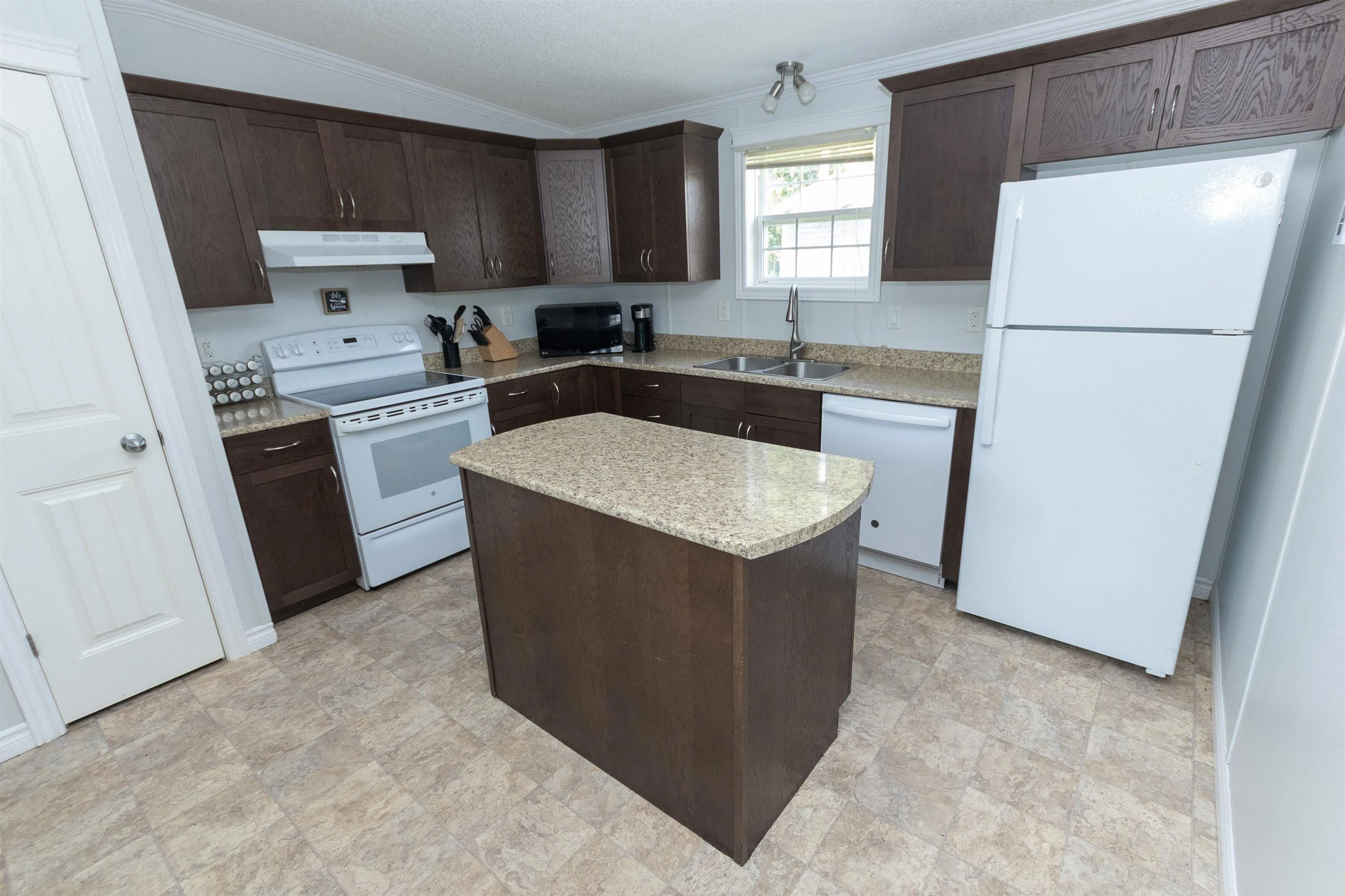 7 Quiet Street, Middle Sackville, NS B4E 1C4, 3 Bedrooms Bedrooms, ,2 BathroomsBathrooms,Residential,For Sale,Quiet,202517948