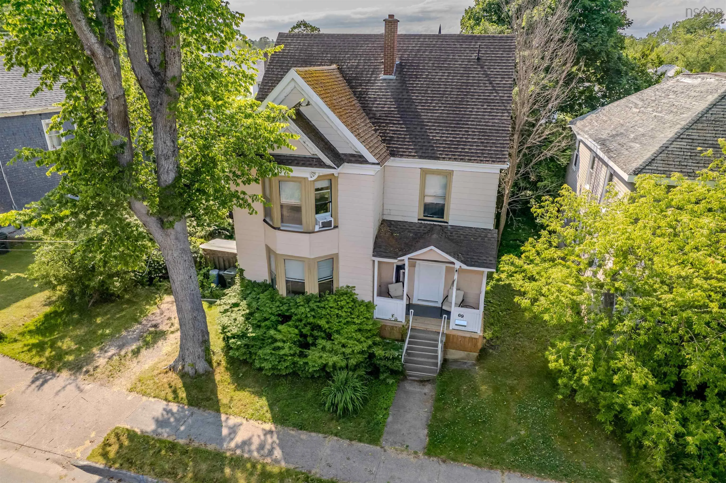 69 Union Street, Sydney, NS B1P 4X6, 2 Bedrooms Bedrooms, ,1 BathroomBathrooms,Residential,For Sale,Union,202520806