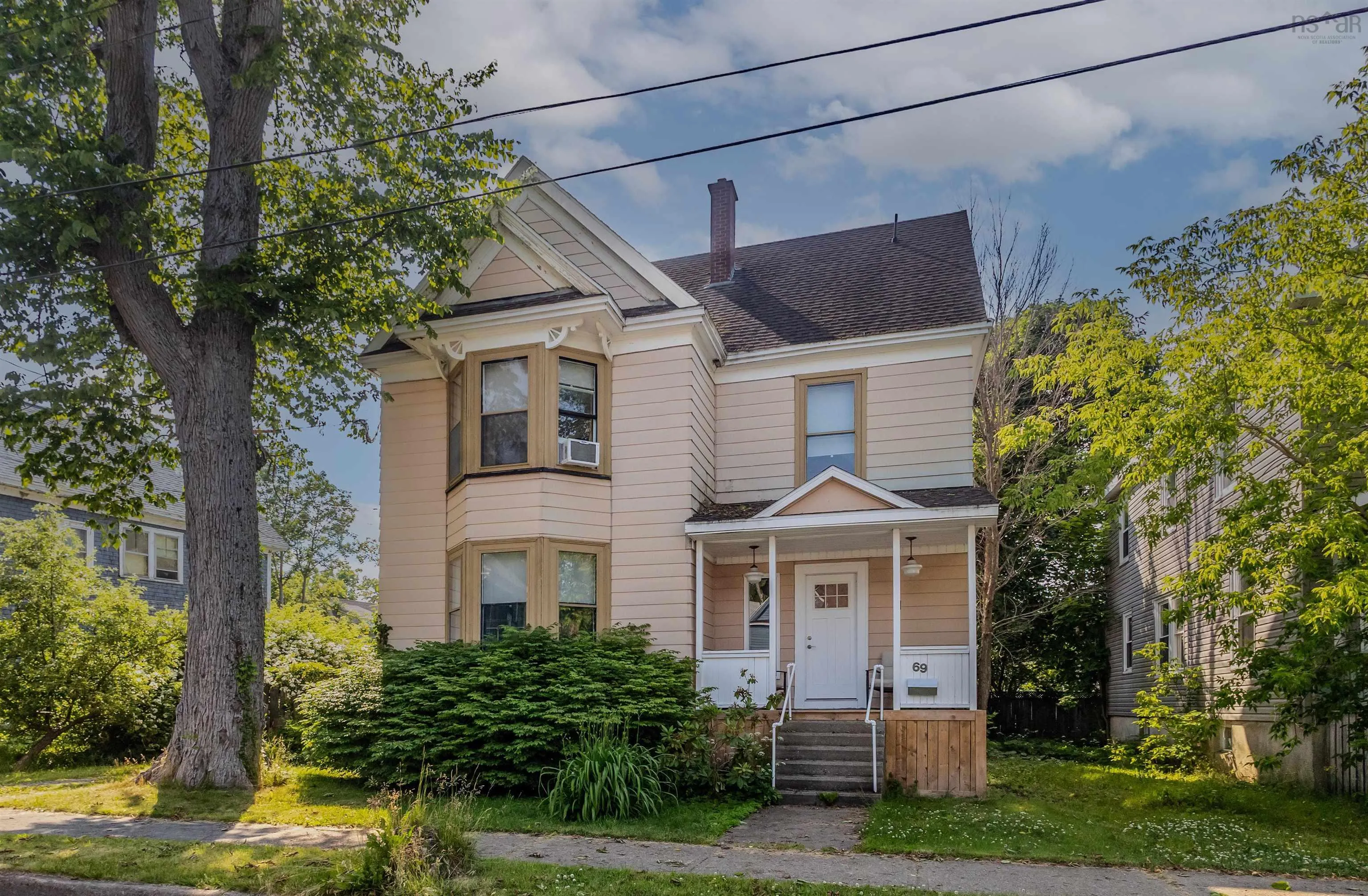 69 Union Street, Sydney, NS B1P 4X6, 2 Bedrooms Bedrooms, ,1 BathroomBathrooms,Residential,For Sale,Union,202520806