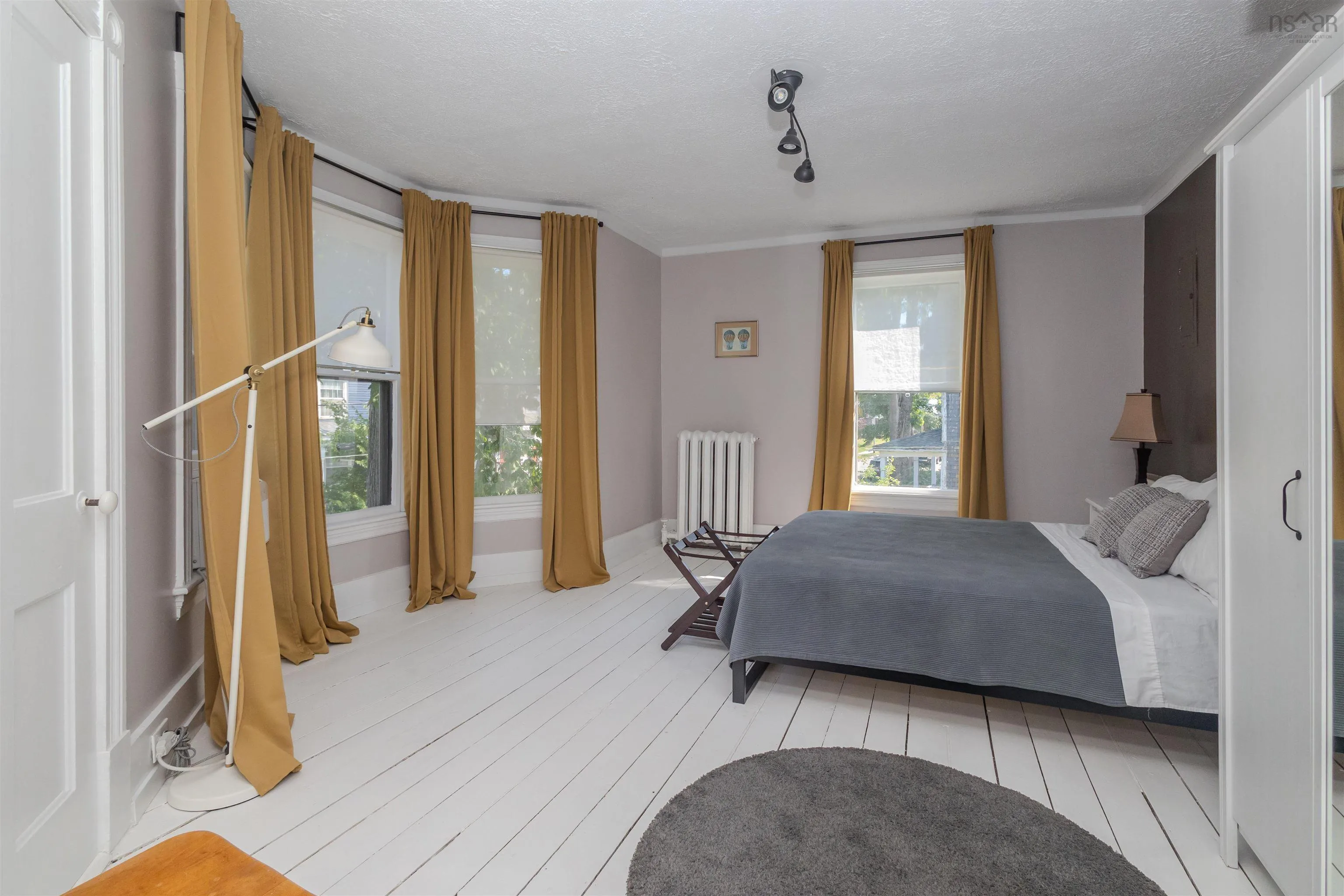 69 Union Street, Sydney, NS B1P 4X6, 2 Bedrooms Bedrooms, ,1 BathroomBathrooms,Residential,For Sale,Union,202520806