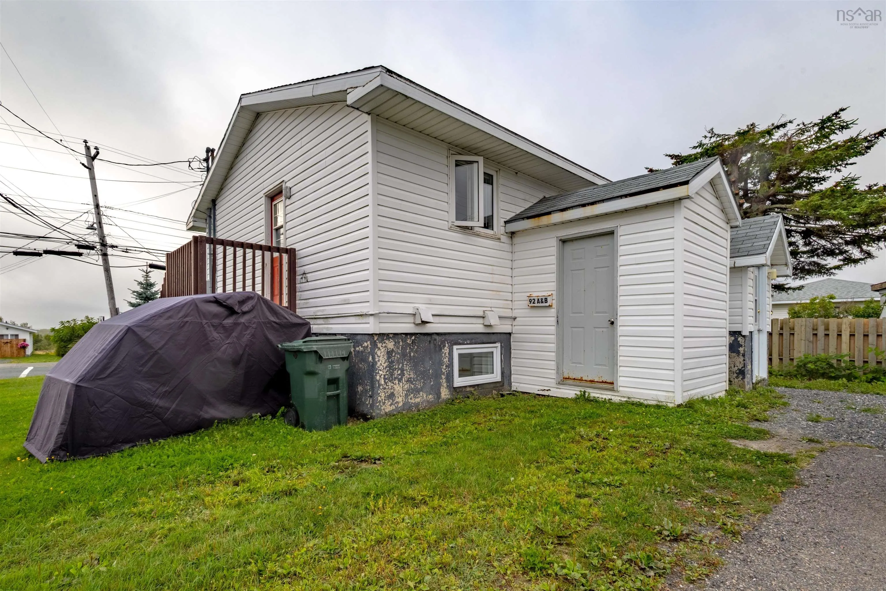 92 Highland Street, Glace Bay, NS B1A 2V1, 4 Bedrooms Bedrooms, ,Residential Income,For Sale,Highland,202522742