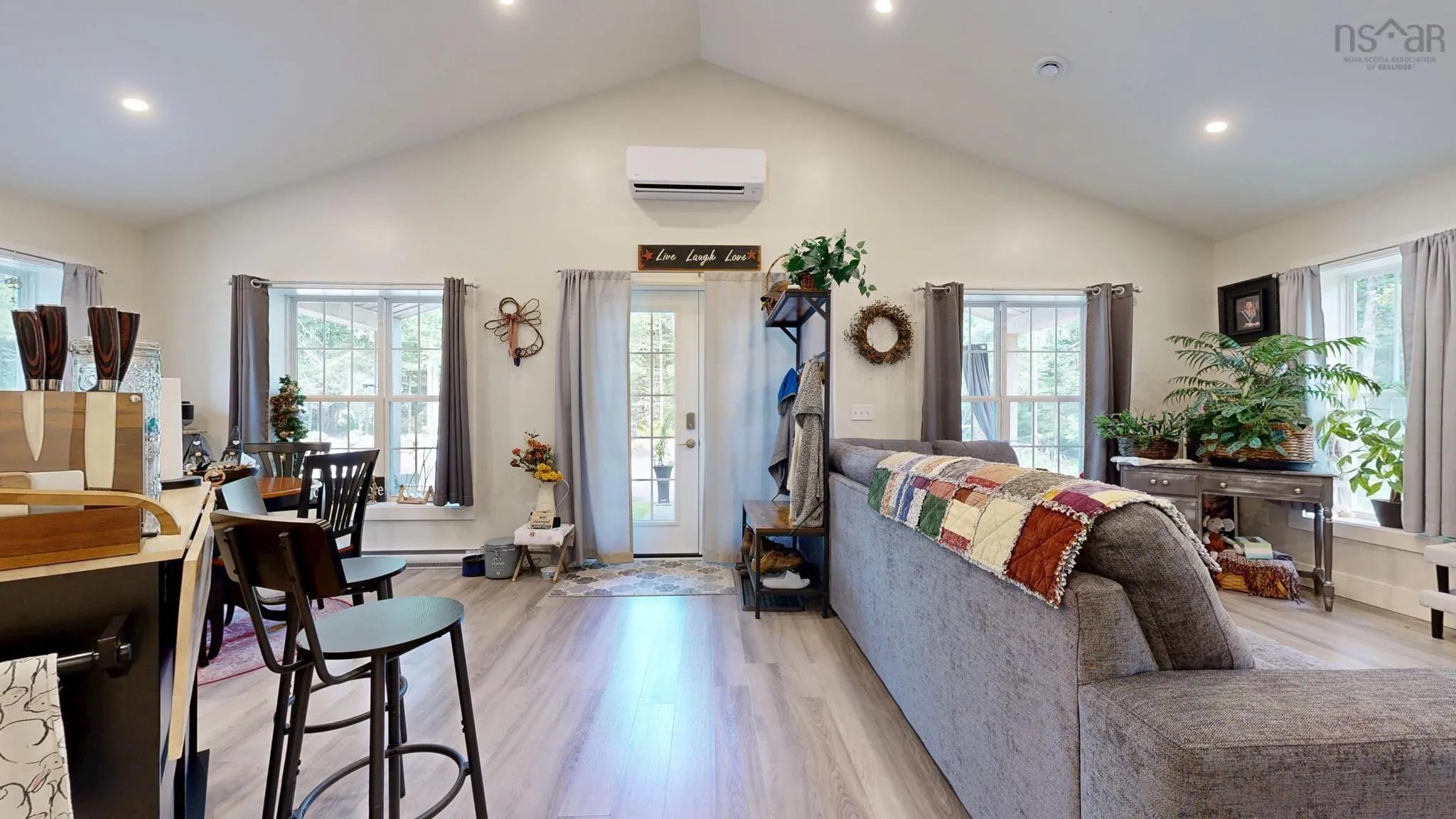 17 Loon Lane, Aylesford Lake, NS B0P 1C0, 3 Bedrooms Bedrooms, ,1 BathroomBathrooms,Residential,For Sale,Loon,202518694