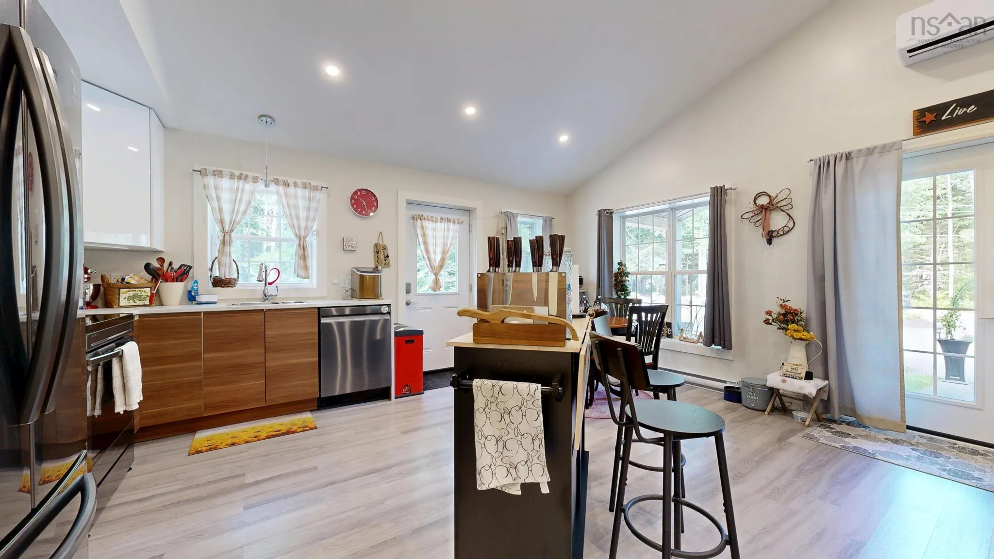 17 Loon Lane, Aylesford Lake, NS B0P 1C0, 3 Bedrooms Bedrooms, ,1 BathroomBathrooms,Residential,For Sale,Loon,202518694