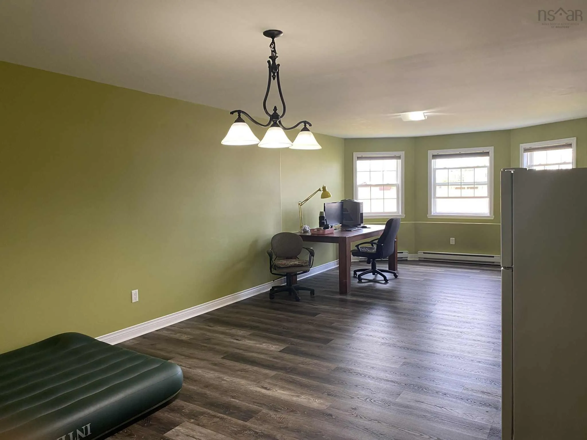 32 Forestgate Drive, Eastern Passage, NS B3G 1P3, 4 Bedrooms Bedrooms, ,2 BathroomsBathrooms,Residential,For Sale,Forestgate,202520888