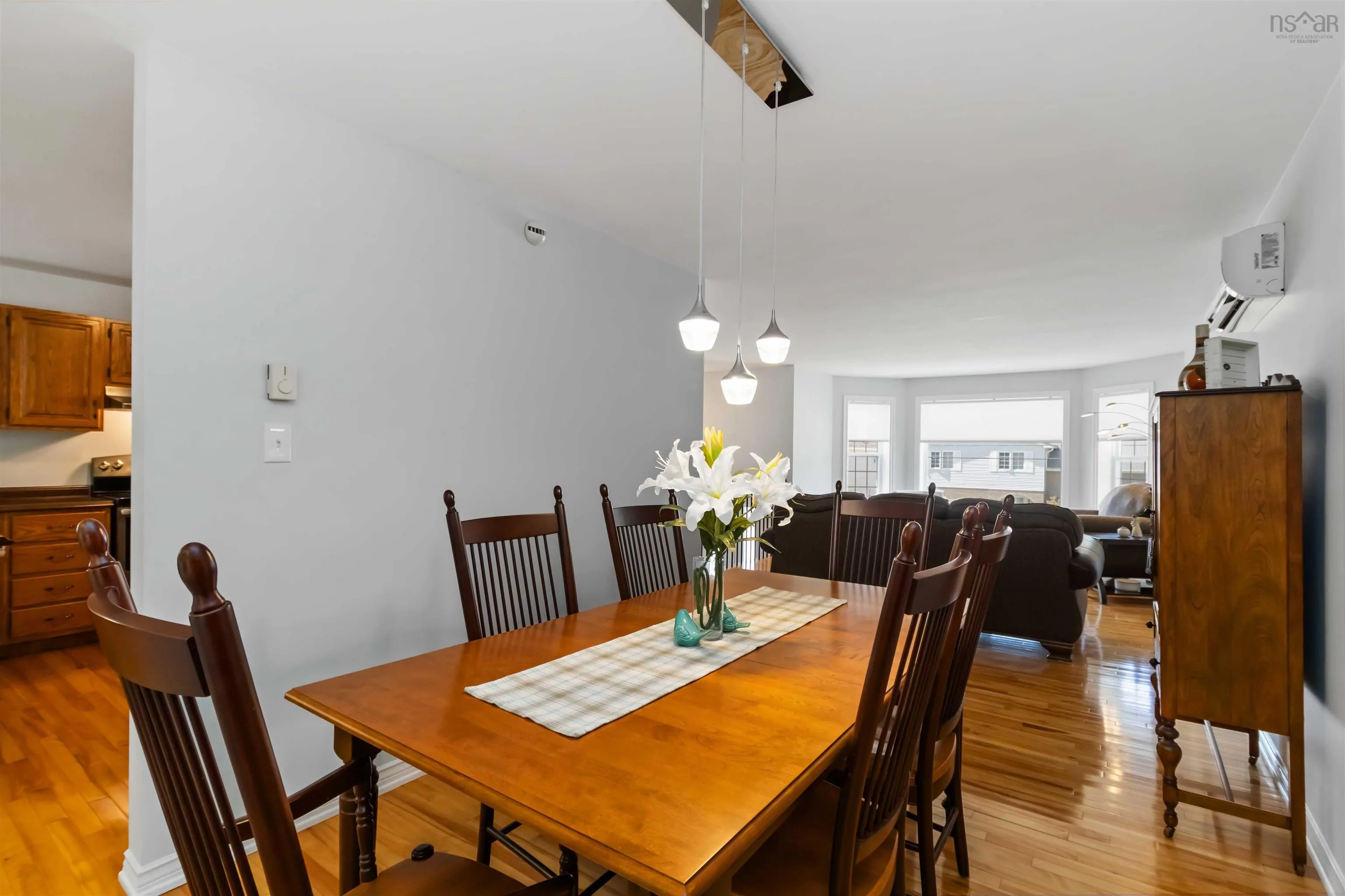 42 P Thomas Drive, Dartmouth, NS B2W 6A1, 5 Bedrooms Bedrooms, ,3 BathroomsBathrooms,Residential,For Sale,P Thomas,202520999