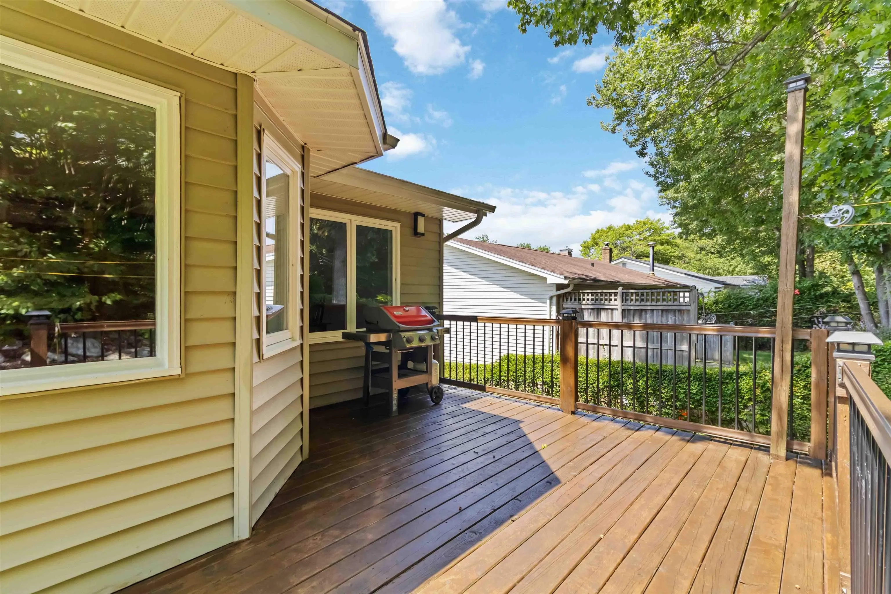 42 P Thomas Drive, Dartmouth, NS B2W 6A1, 5 Bedrooms Bedrooms, ,3 BathroomsBathrooms,Residential,For Sale,P Thomas,202520999