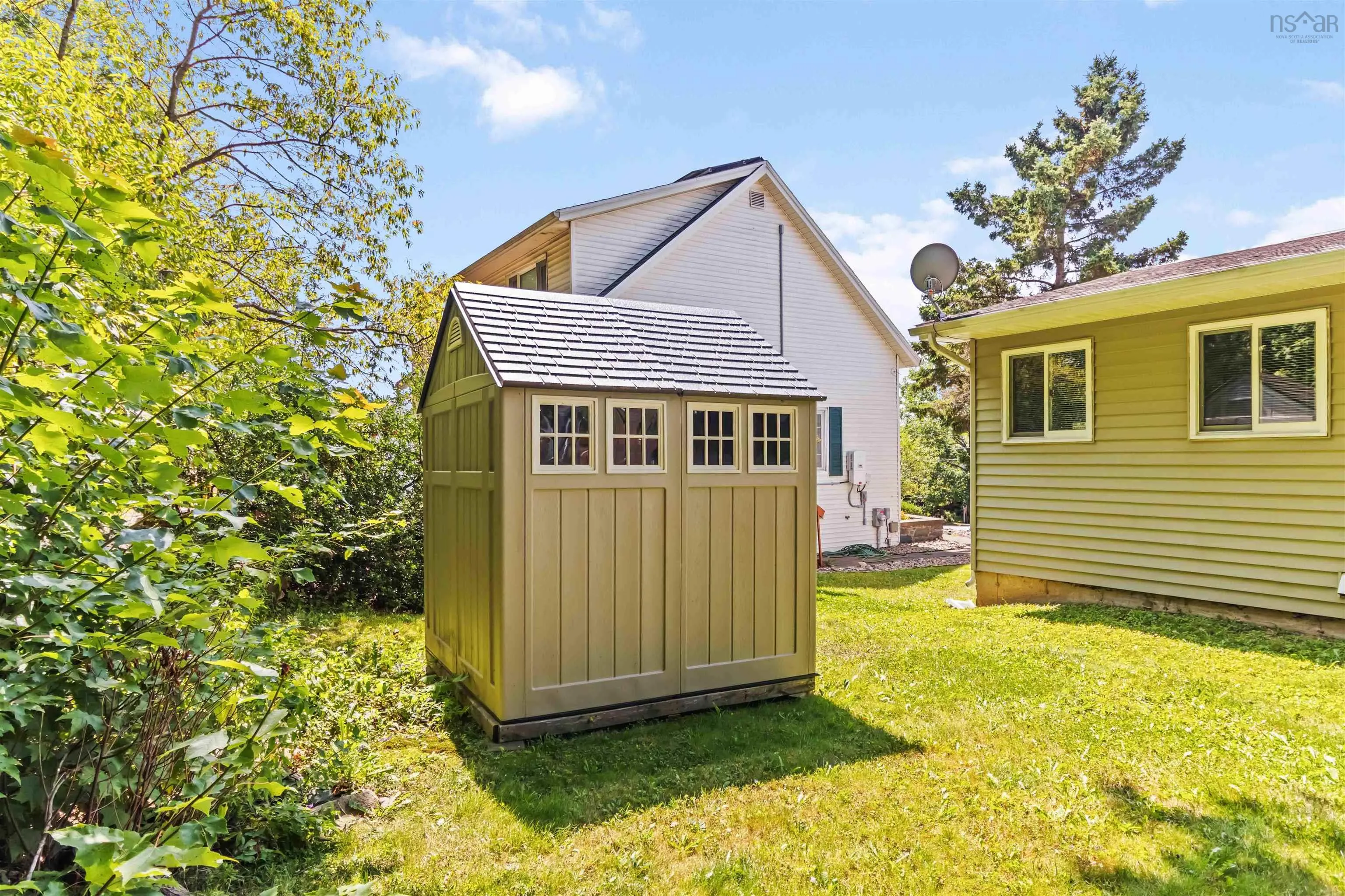 42 P Thomas Drive, Dartmouth, NS B2W 6A1, 5 Bedrooms Bedrooms, ,3 BathroomsBathrooms,Residential,For Sale,P Thomas,202520999