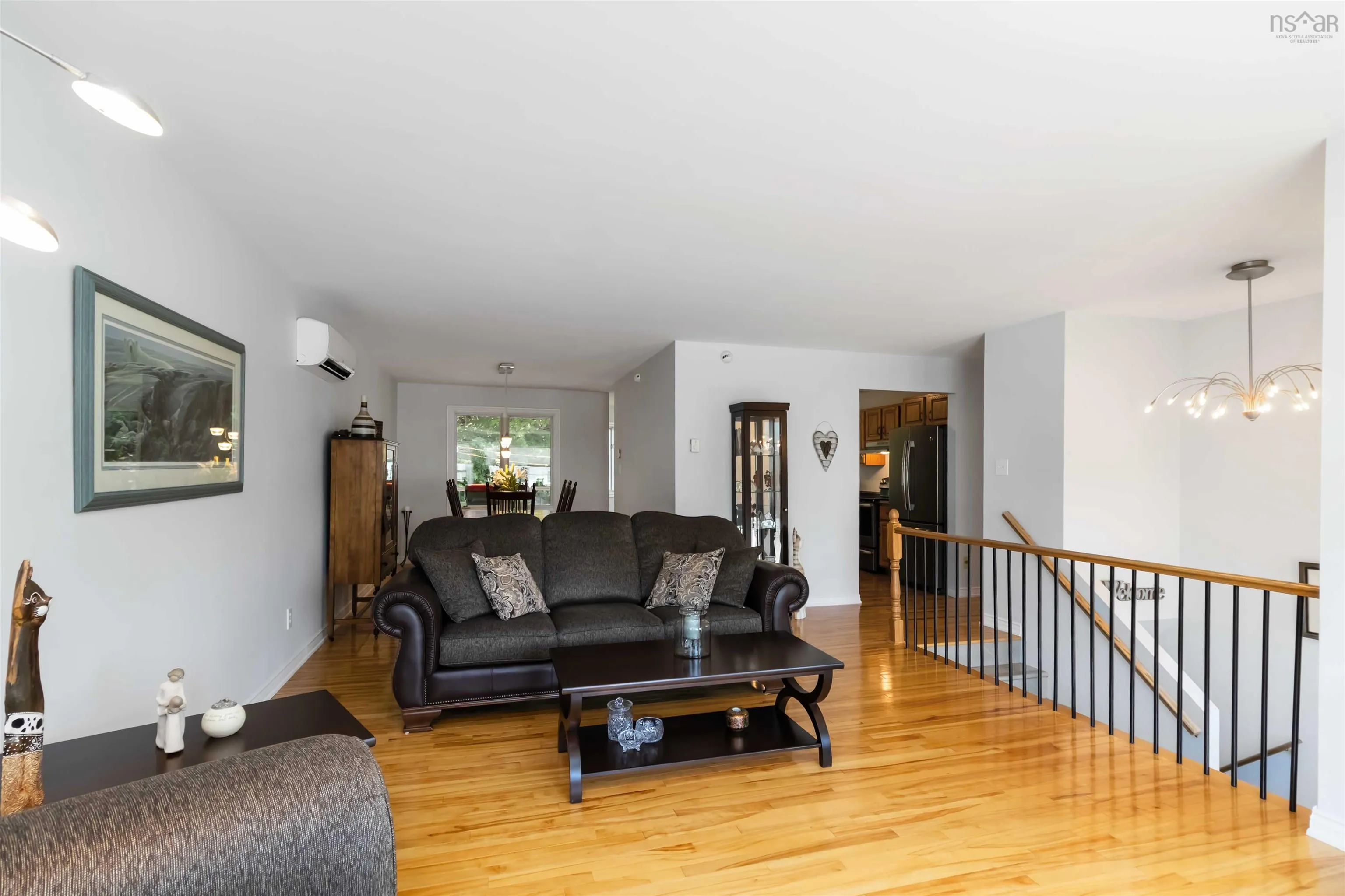 42 P Thomas Drive, Dartmouth, NS B2W 6A1, 5 Bedrooms Bedrooms, ,3 BathroomsBathrooms,Residential,For Sale,P Thomas,202520999