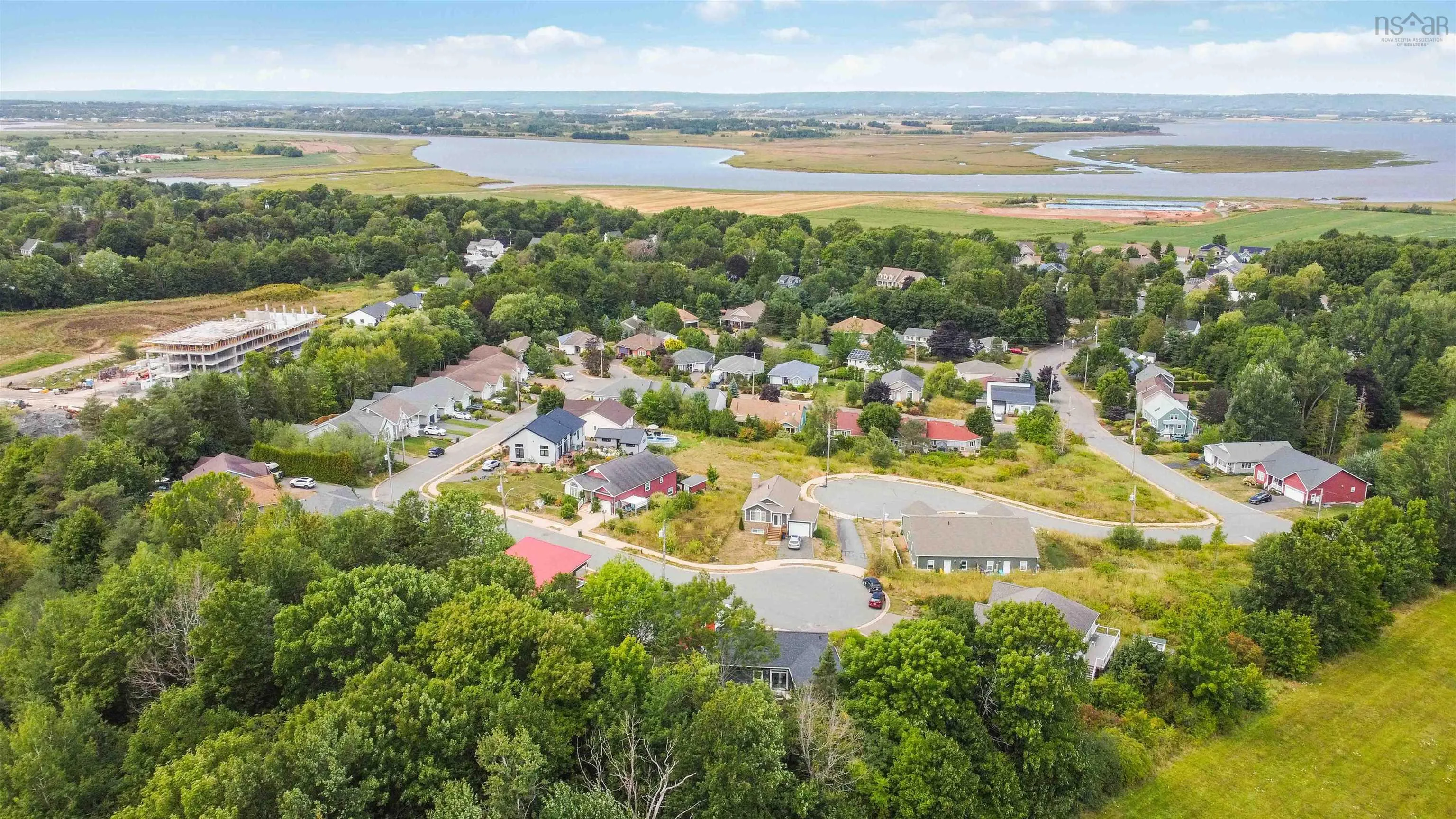 72 Carriageway Court, Wolfville, NS B4P 2N1, 3 Bedrooms Bedrooms, ,2 BathroomsBathrooms,Residential,For Sale,Carriageway,202521566